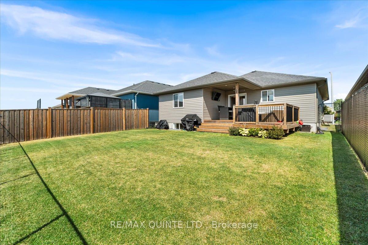 Photo 36 of 40 Deacon Place, Belleville, Belleville Ward — HOMEH