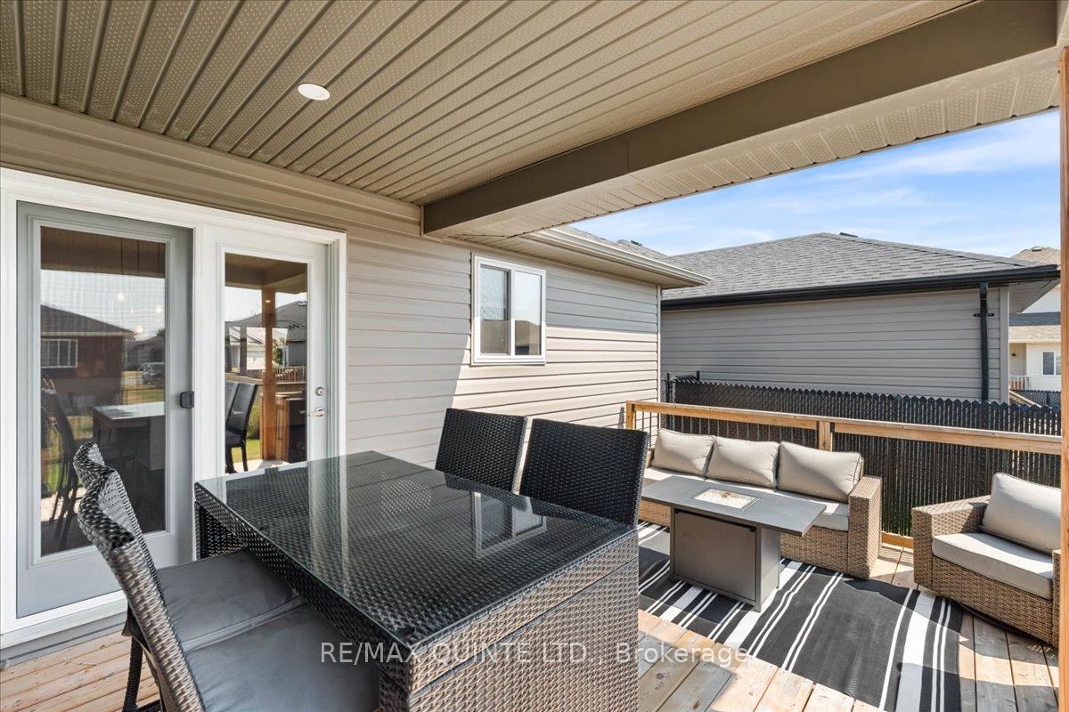 Photo 29 of 40 Deacon Place, Belleville, Belleville Ward — HOMEH