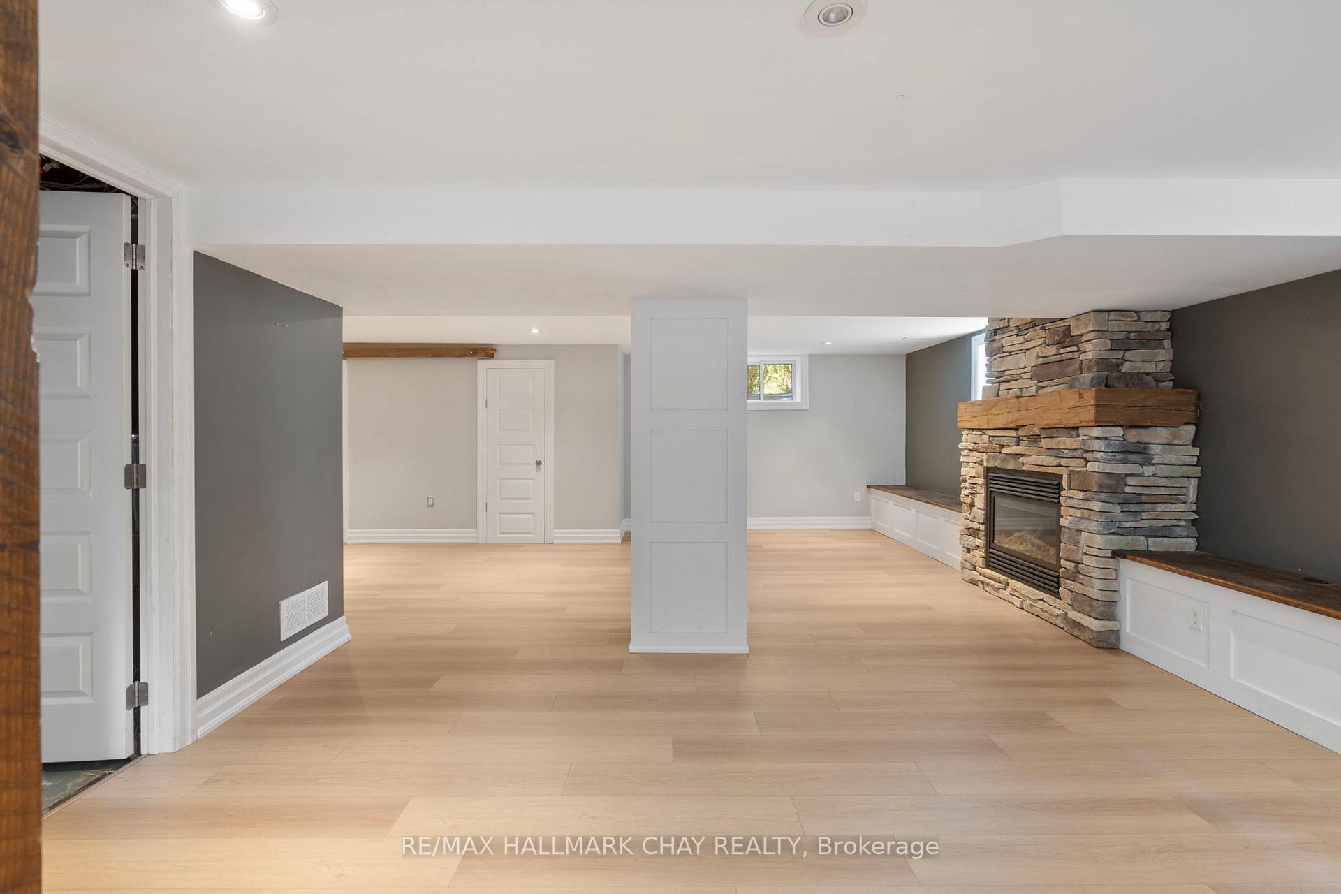 Photo 14 of 205 Wellington Street E, Barrie, City Centre — HOMEH