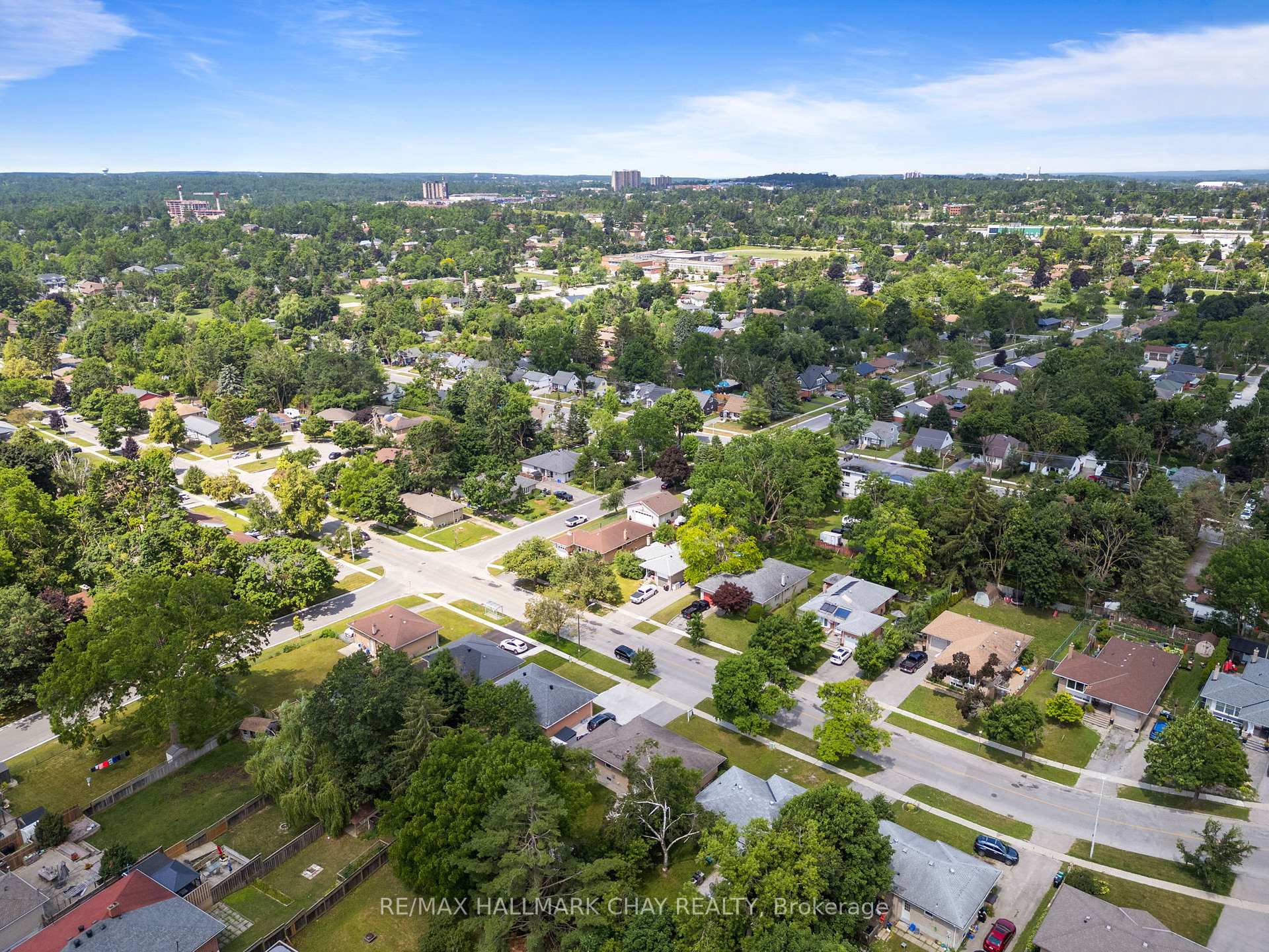 Photo 31 of 205 Wellington Street E, Barrie, City Centre — HOMEH