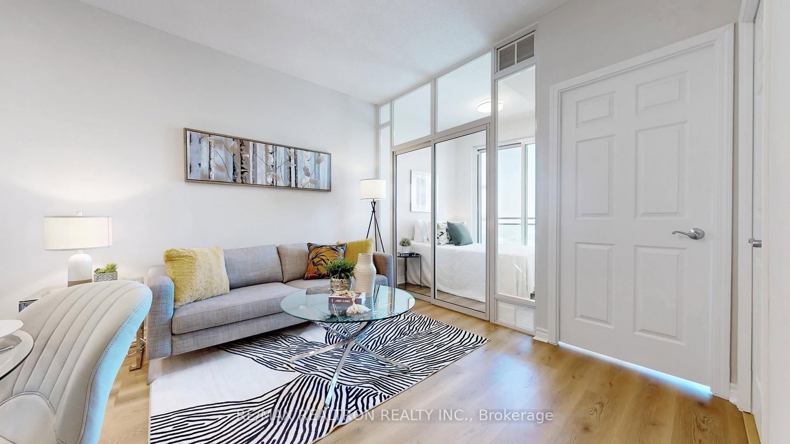 Photo 10 of Unit 2115, 18 Holmes Ave, North York, Willowdale East — HOMEH