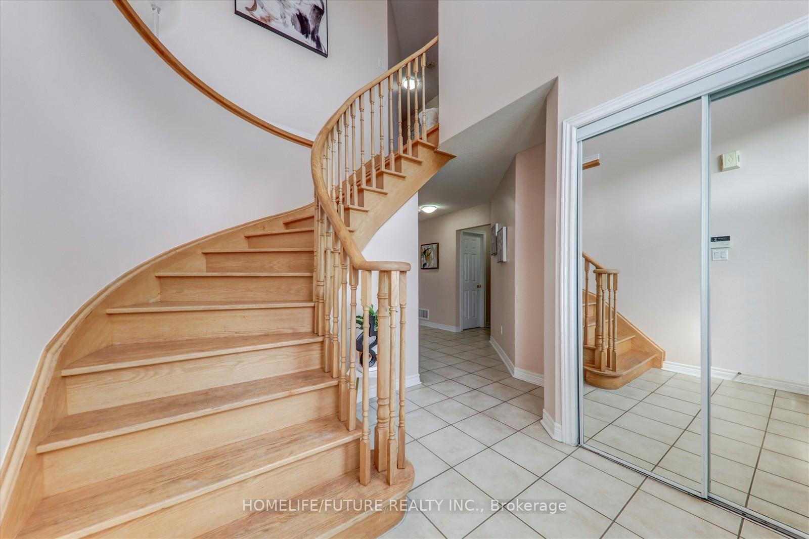 Photo 6 of 30 Jonesridge Drive, Ajax, Northwest Ajax — HOMEH