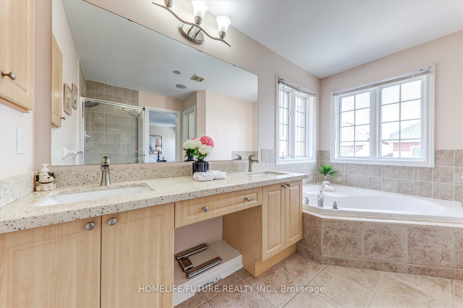 Photo 26 of 30 Jonesridge Drive, Ajax, Northwest Ajax — HOMEH