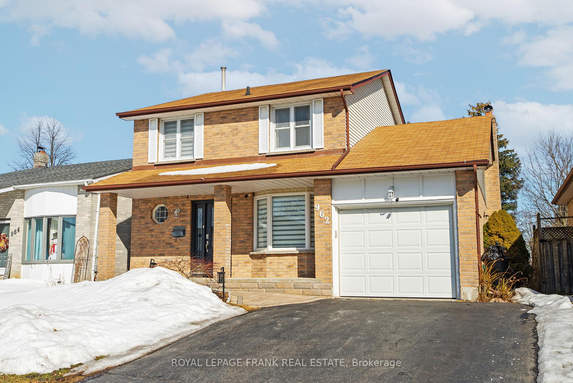 Photo 38 of 962 Roundelay Drive, Oshawa, McLaughlin — HOMEH
