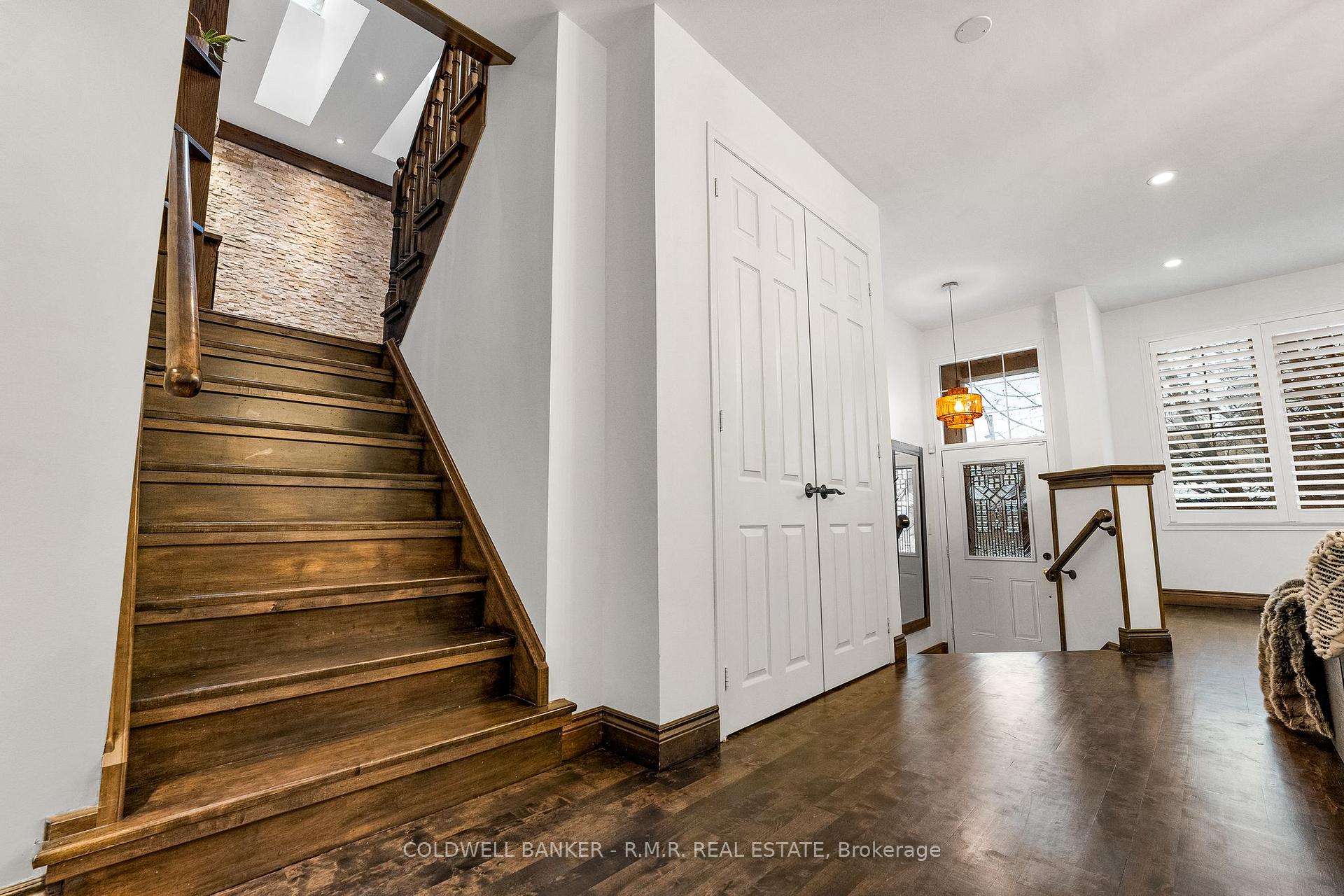 Photo 18 of 2423 Pilgrim Square, Oshawa, Windfields — HOMEH