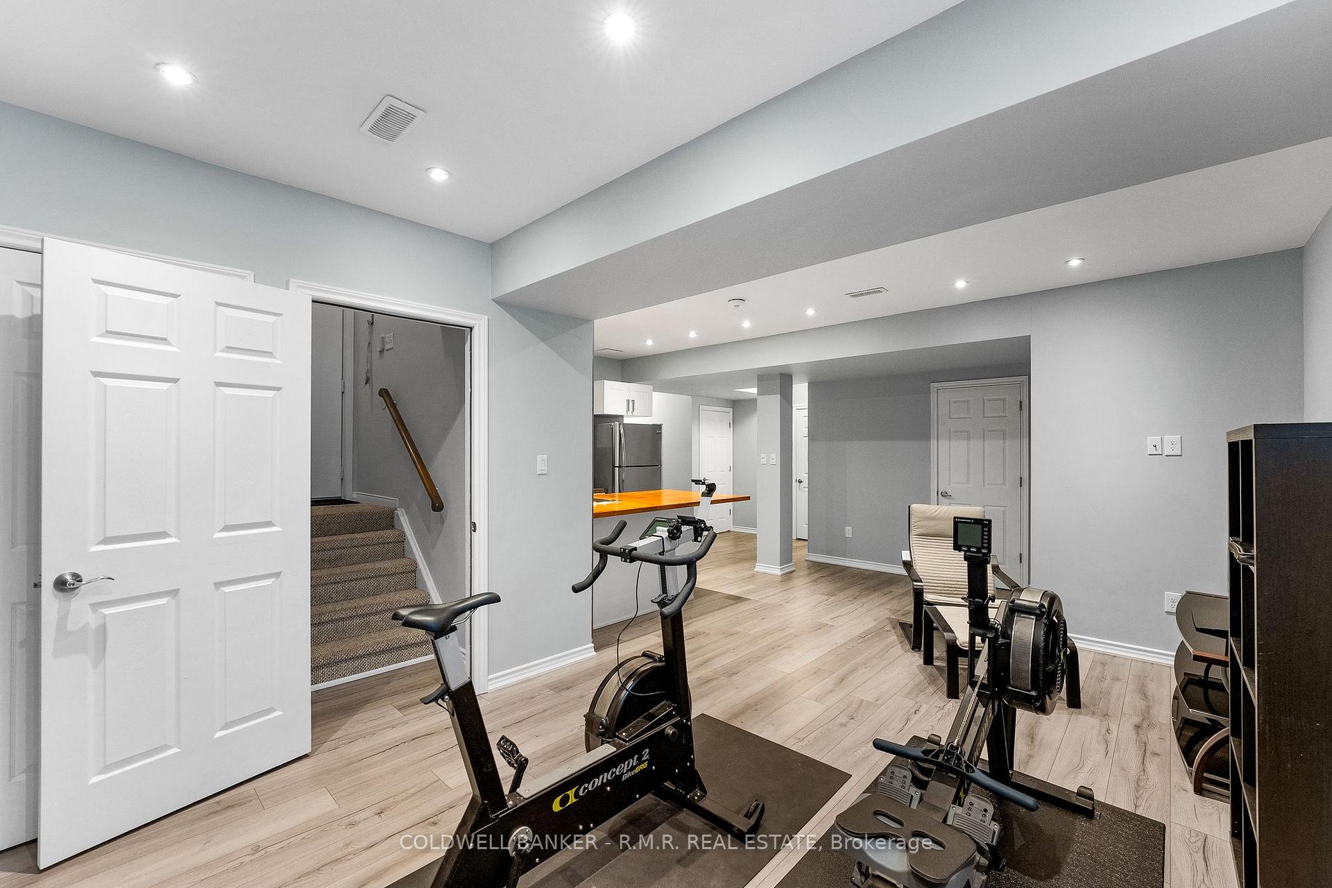 Photo 36 of 2423 Pilgrim Square, Oshawa, Windfields — HOMEH