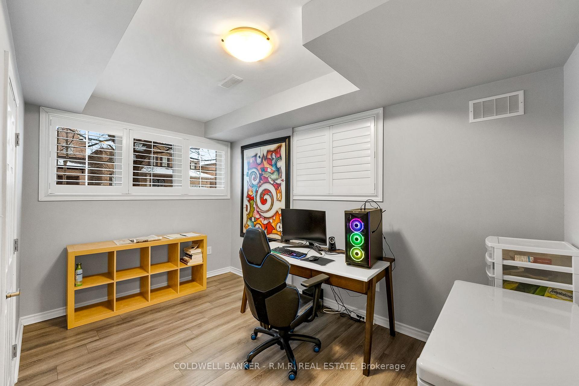 Photo 40 of 2423 Pilgrim Square, Oshawa, Windfields — HOMEH