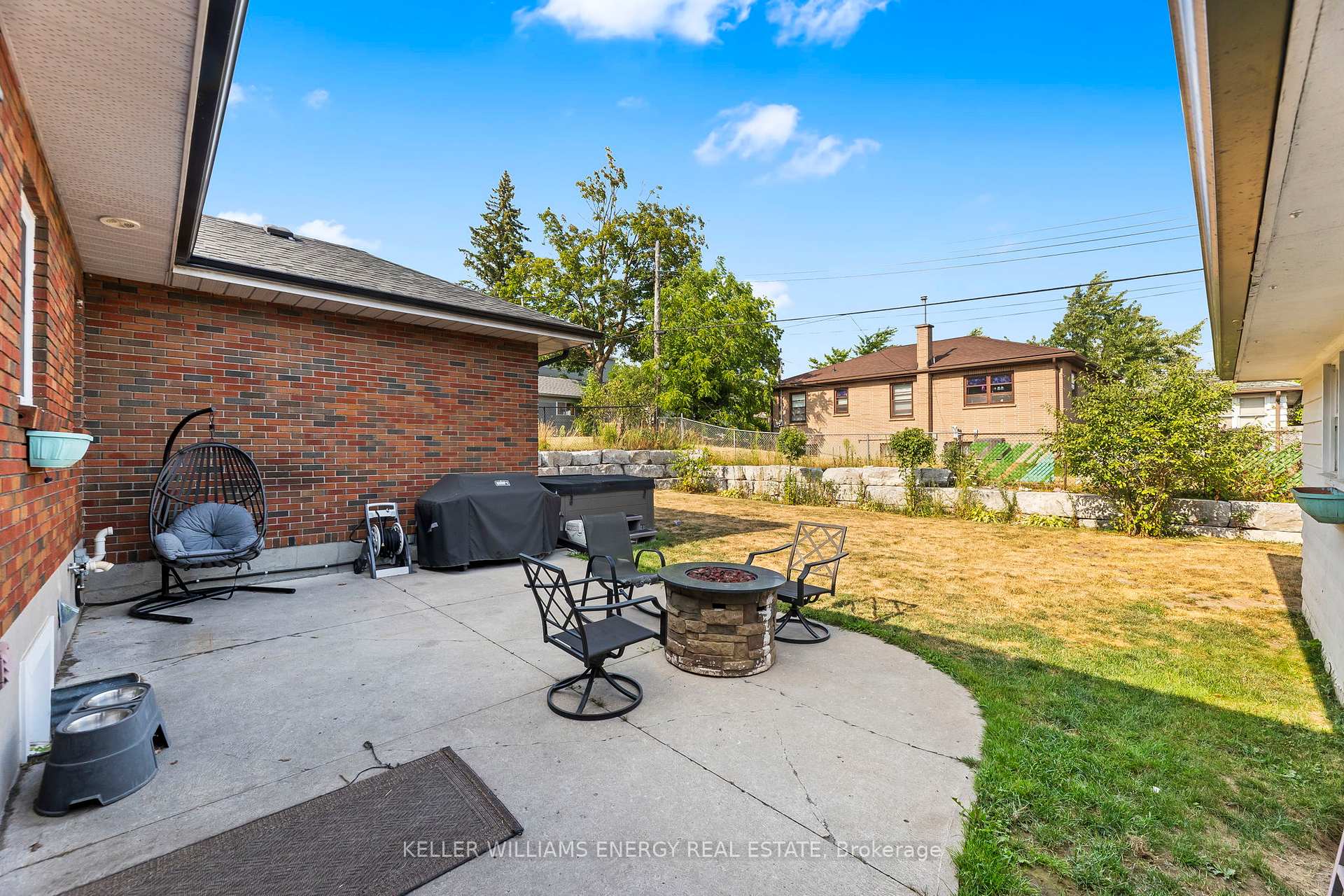 Photo 27 of 1302 Dobbin Avenue, Peterborough, Town Ward 3 — HOMEH