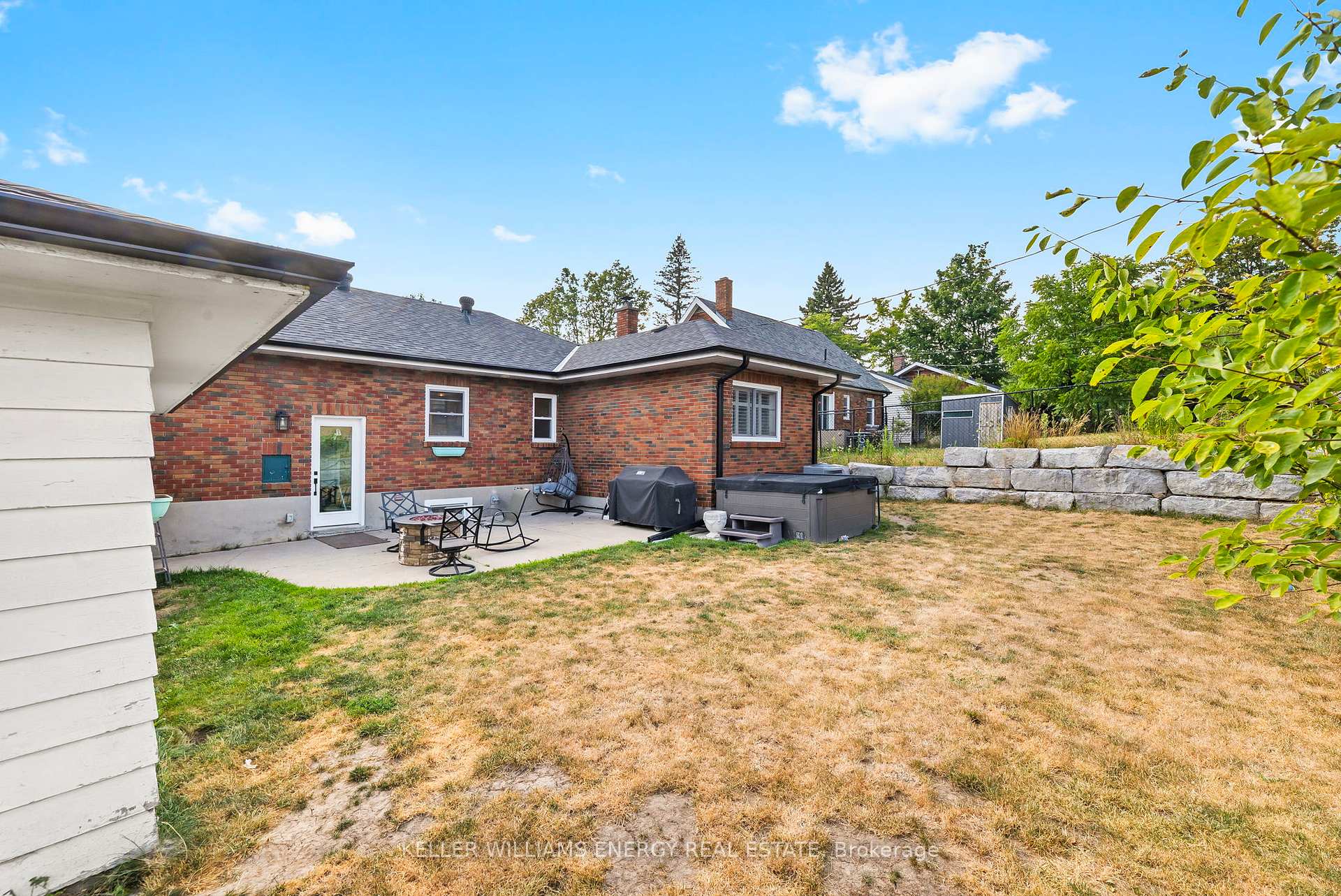 Photo 28 of 1302 Dobbin Avenue, Peterborough, Town Ward 3 — HOMEH