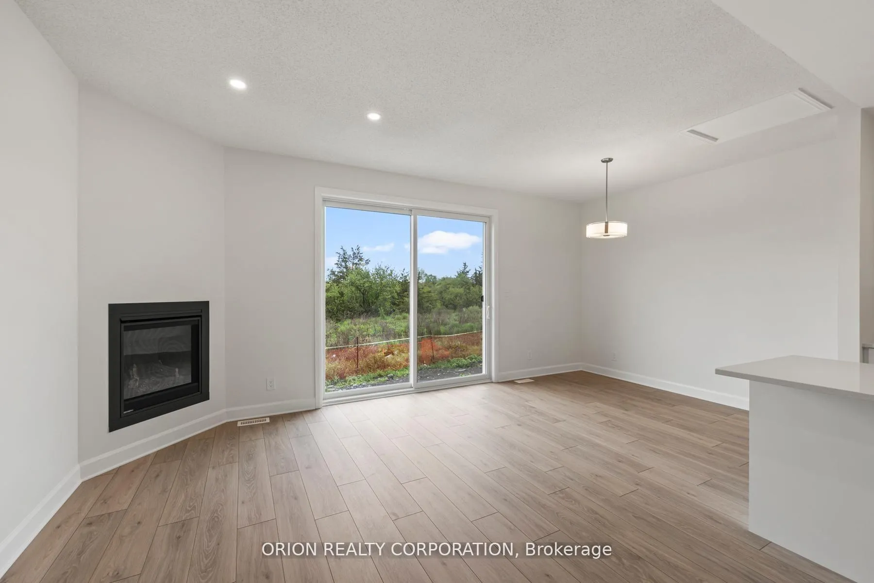 Photo 14 of 418 Buckthorn Drive, Kingston, City Northwest — HOMEH
