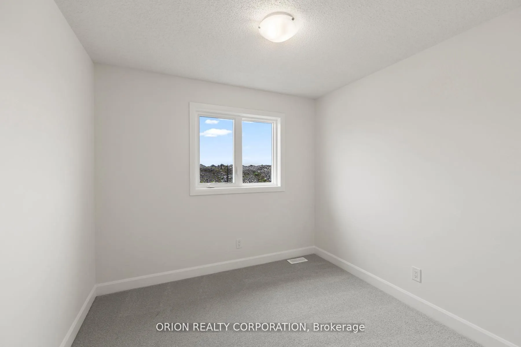 Photo 24 of 418 Buckthorn Drive, Kingston, City Northwest — HOMEH