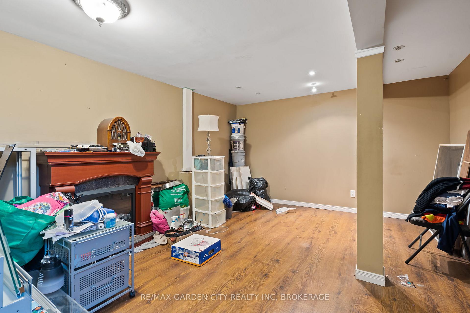 Photo 3 of 93 Silvan Drive, Welland, N. Welland — HOMEH