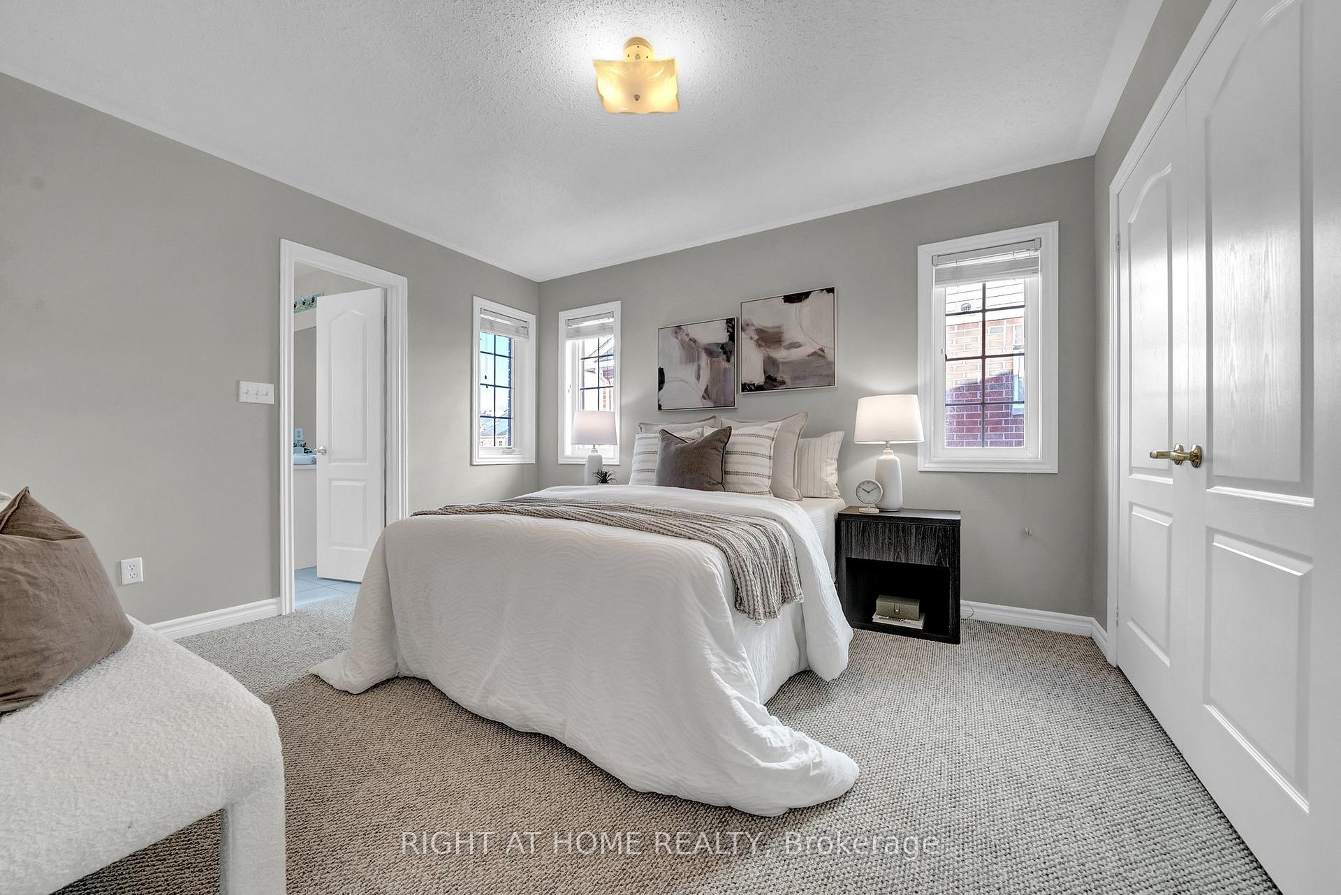 Photo 24 of 181 Cachet Boulevard, Whitby, Brooklin — HOMEH