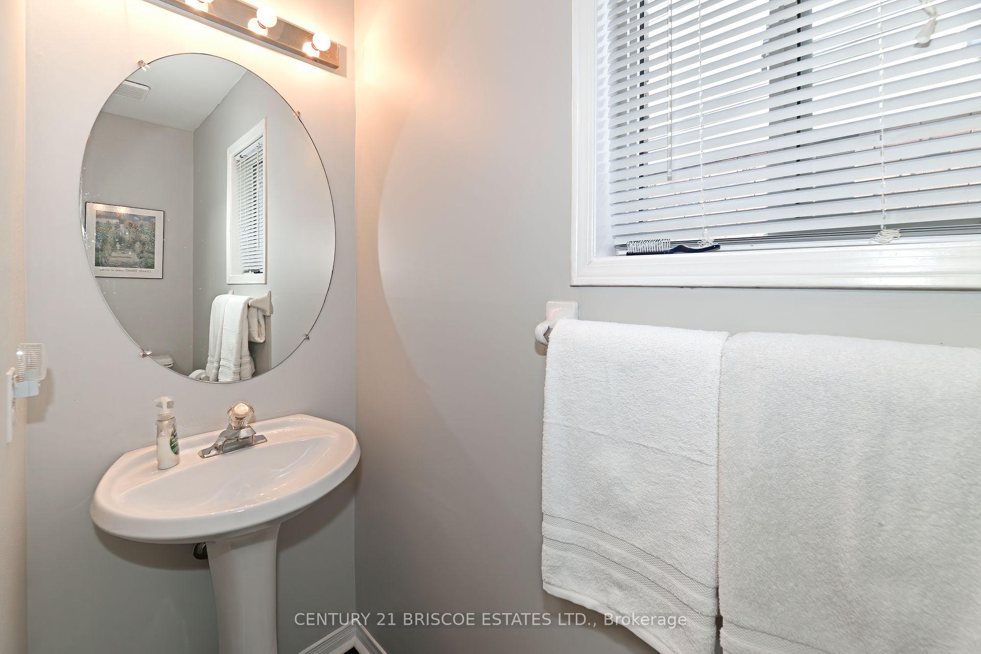 Photo 18 of 30 Foundry Lane, Whitby, Williamsburg — HOMEH