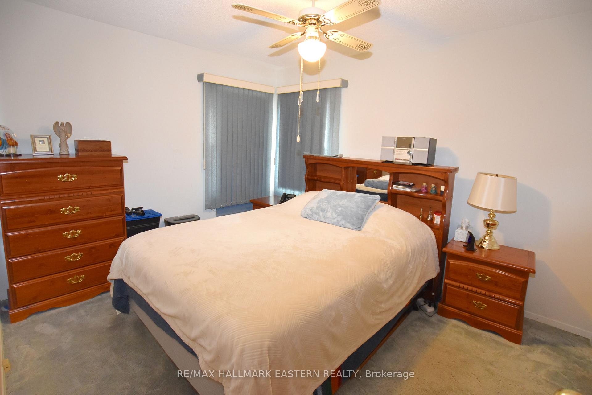 Photo 22 of 677 Park Street N, Peterborough, Northcrest Ward 5 — HOMEH