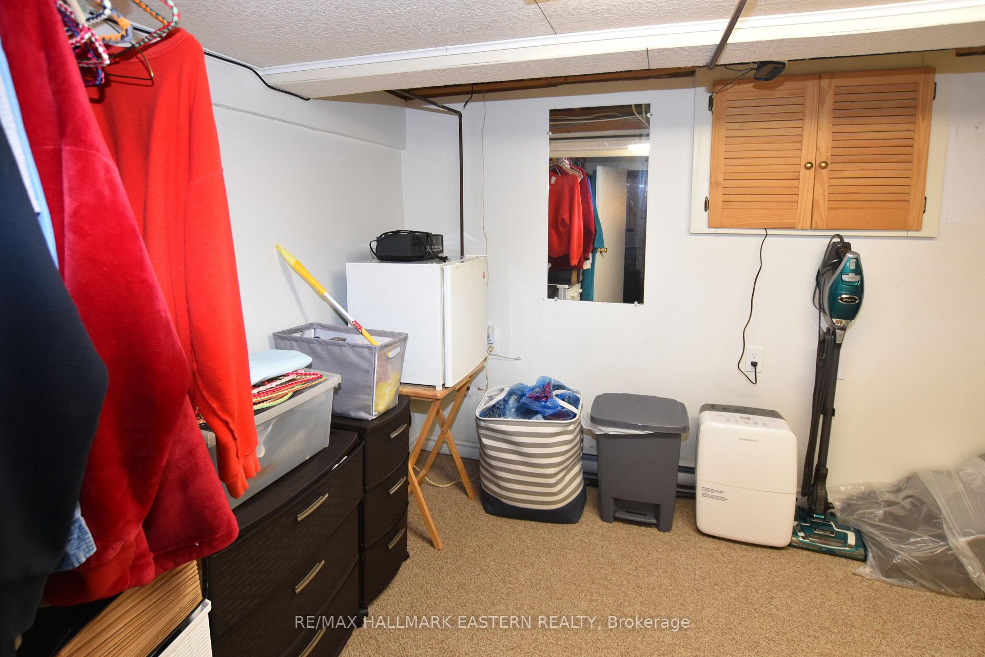 Photo 25 of 677 Park Street N, Peterborough, Northcrest Ward 5 — HOMEH