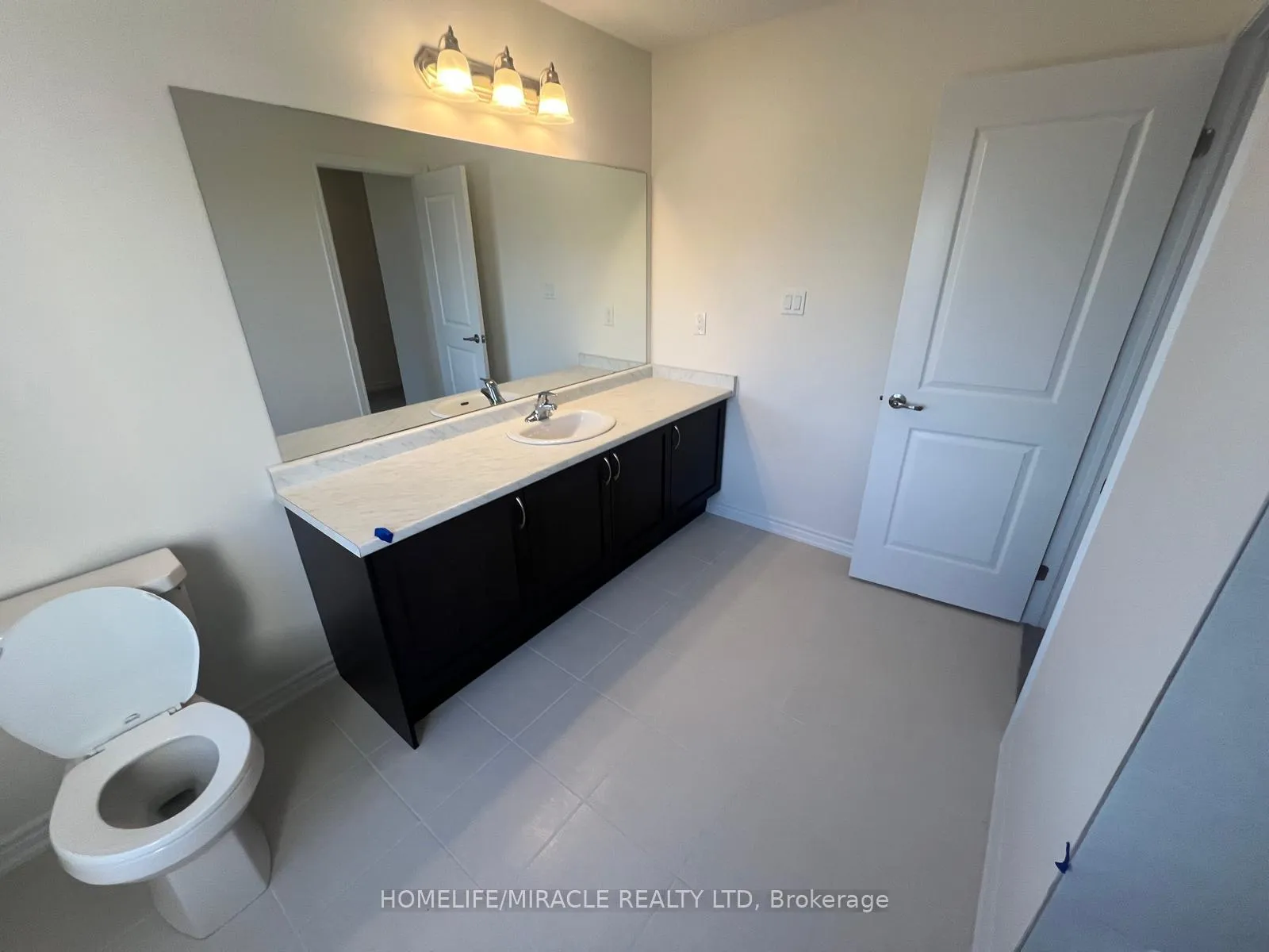 Photo 32 of 256 Pottruff Road, Brant, Paris — HOMEH