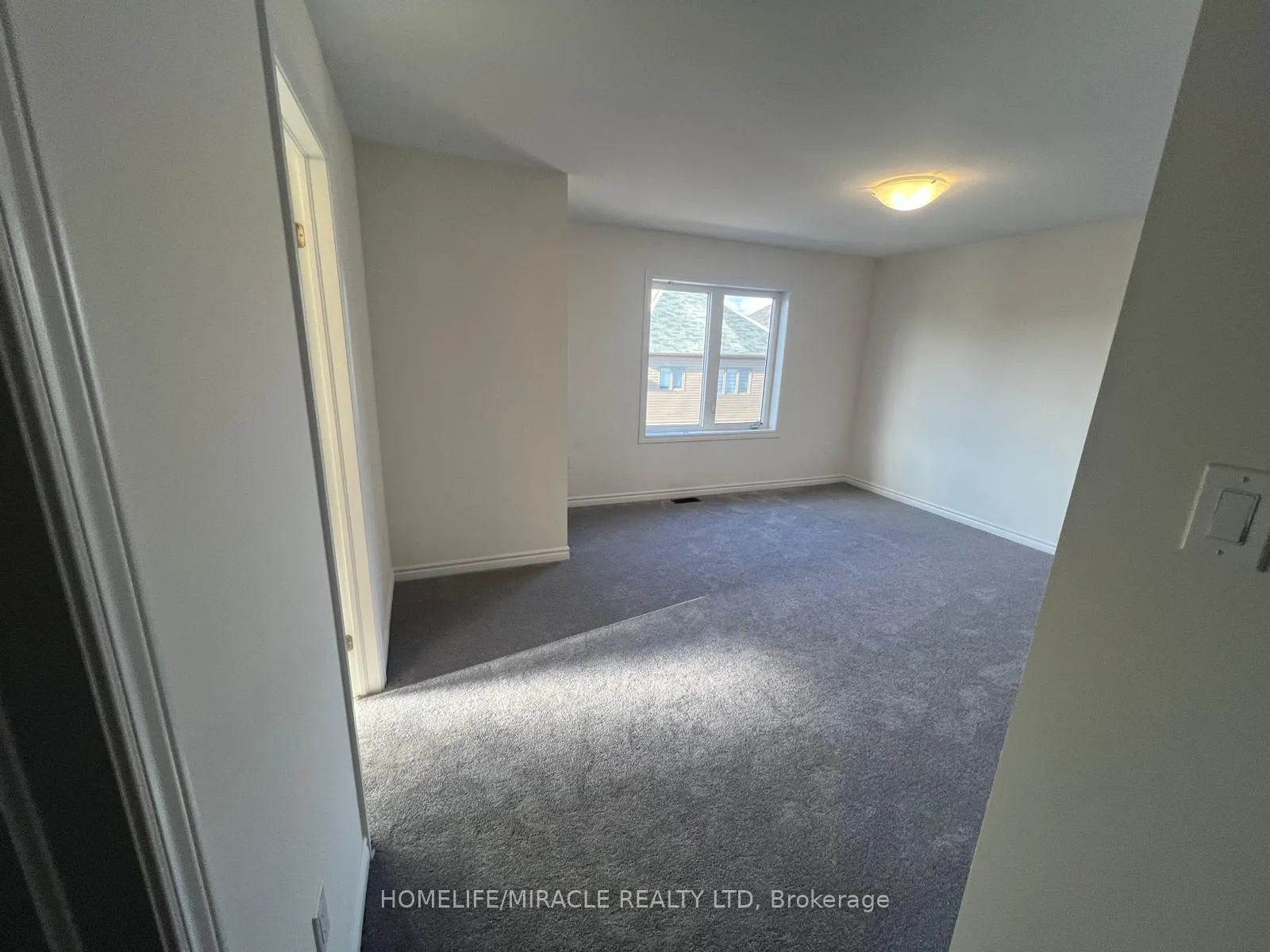 Photo 43 of 256 Pottruff Road, Brant, Paris — HOMEH