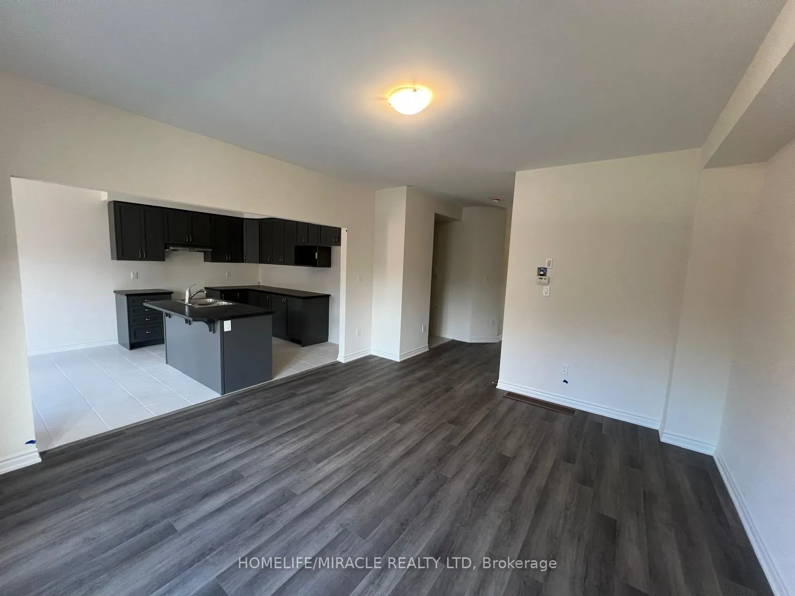 Photo 67 of 256 Pottruff Road, Brant, Paris — HOMEH