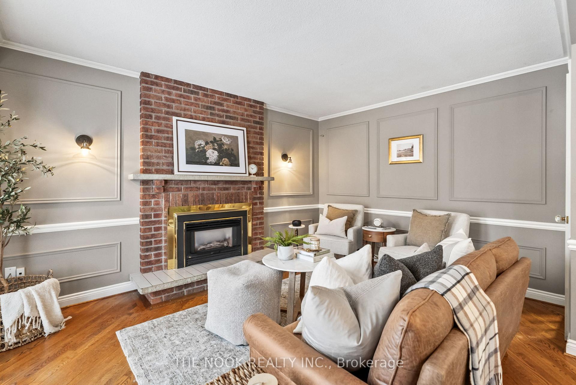 Photo 11 of 18 Colette Drive, Whitby, Downtown Whitby — HOMEH
