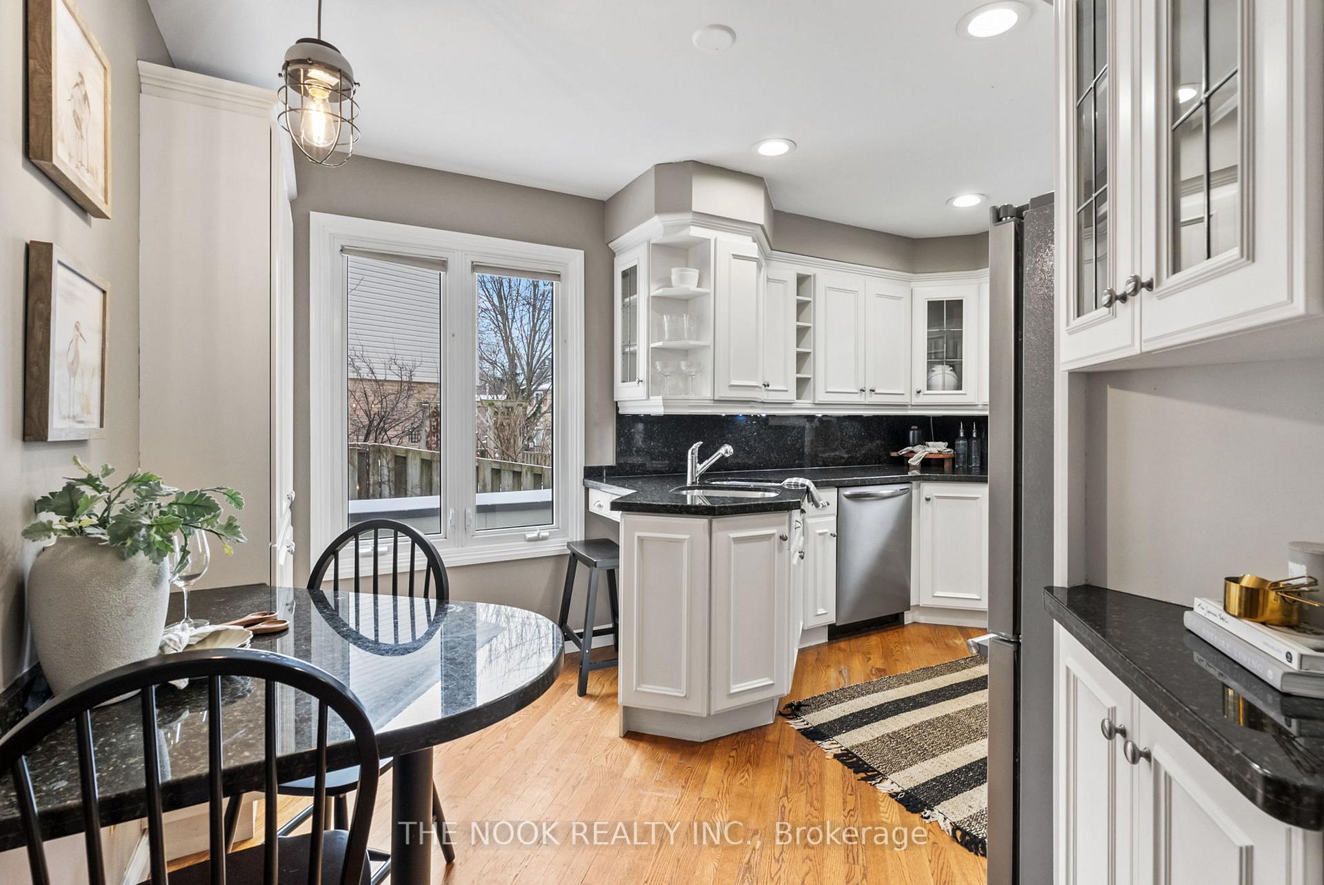 Photo 12 of 18 Colette Drive, Whitby, Downtown Whitby — HOMEH