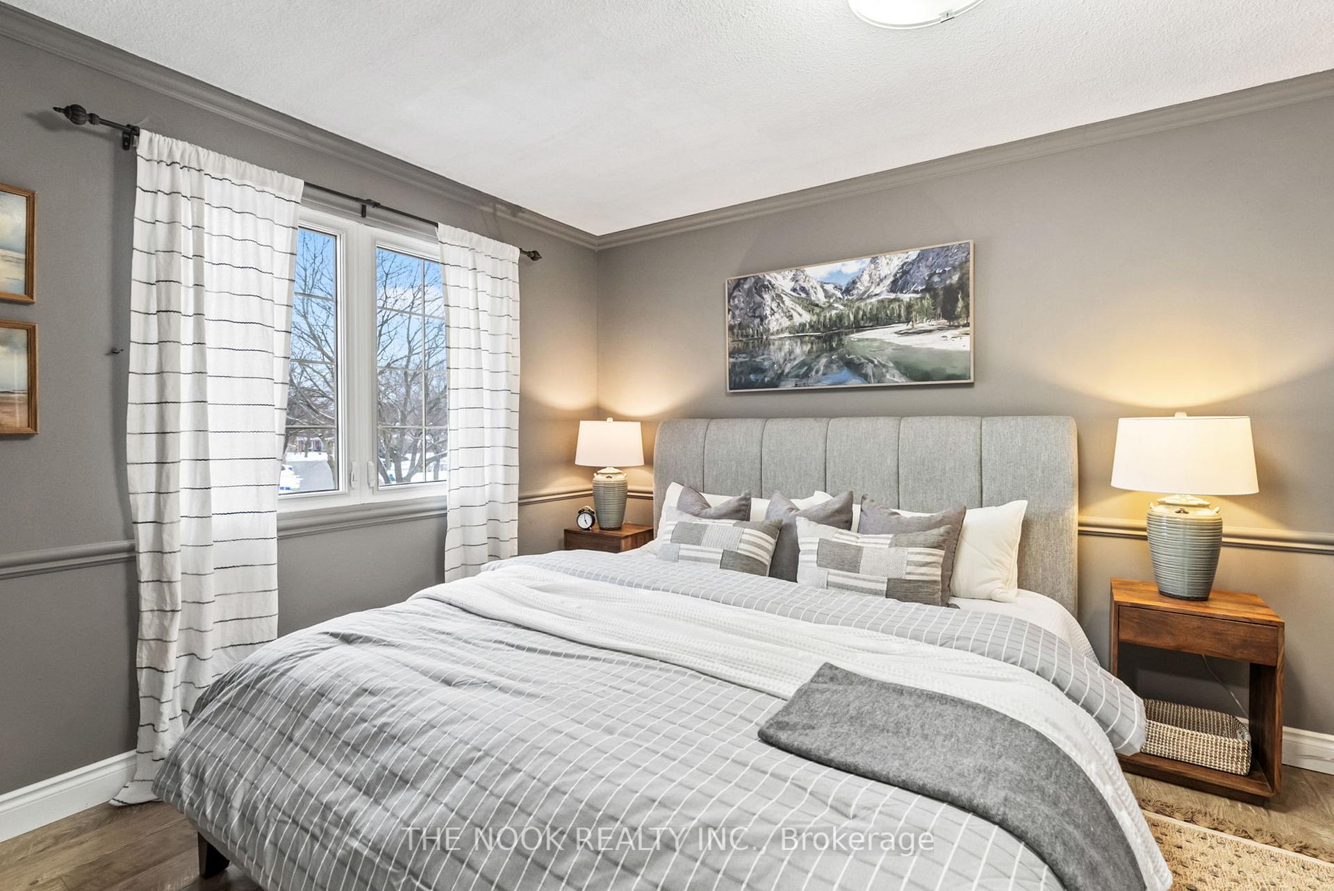 Photo 17 of 18 Colette Drive, Whitby, Downtown Whitby — HOMEH