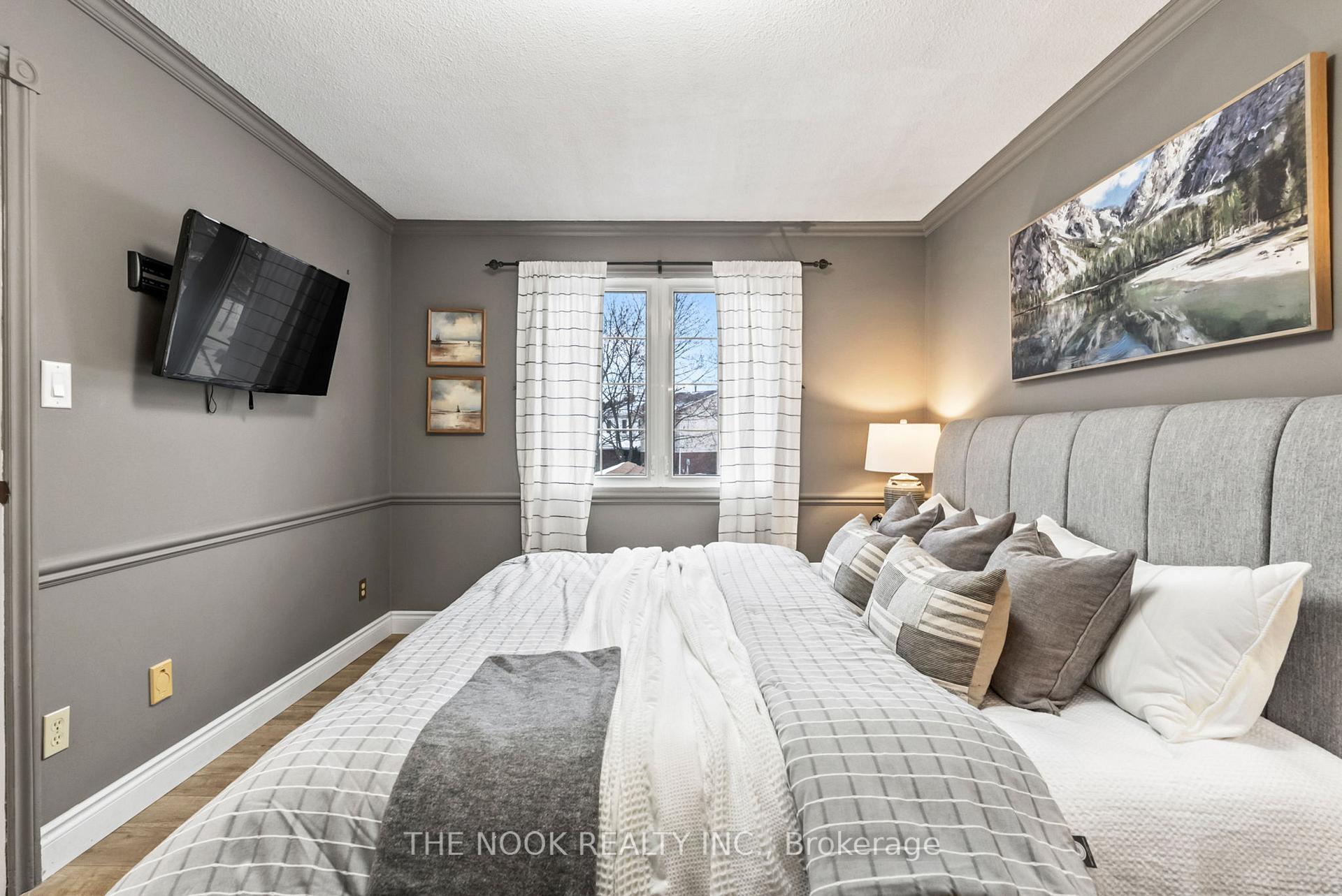 Photo 18 of 18 Colette Drive, Whitby, Downtown Whitby — HOMEH