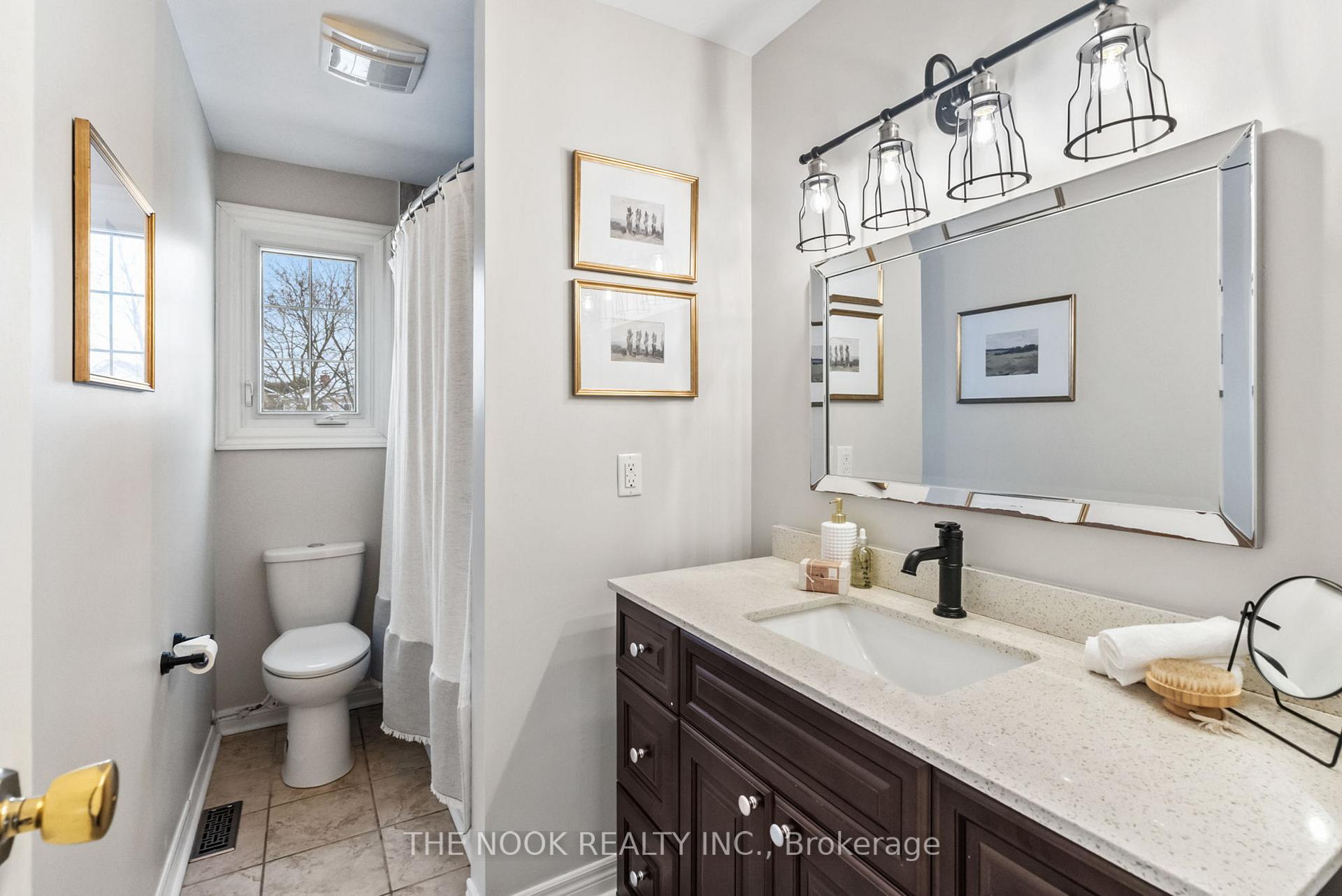 Photo 24 of 18 Colette Drive, Whitby, Downtown Whitby — HOMEH