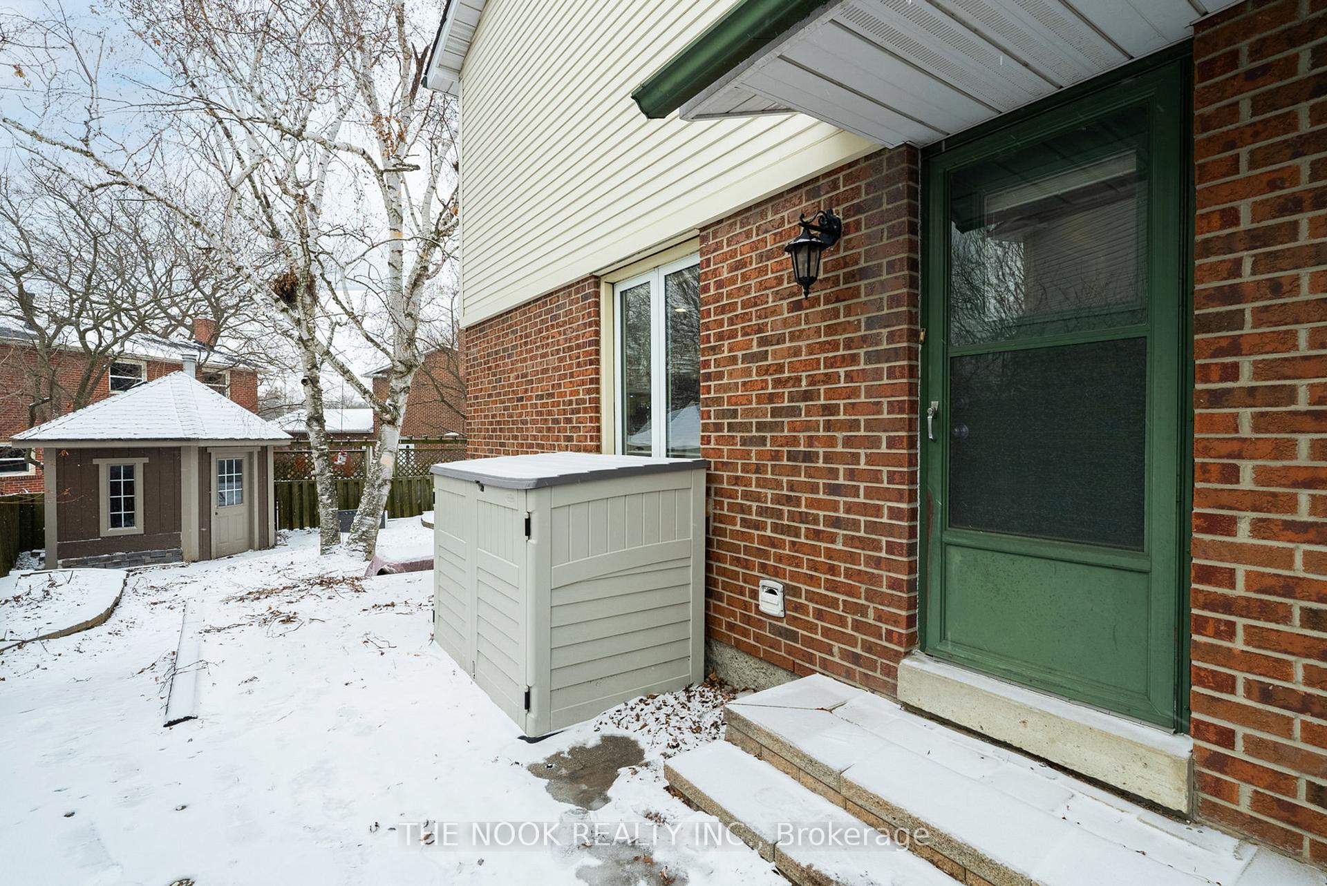Photo 35 of 18 Colette Drive, Whitby, Downtown Whitby — HOMEH
