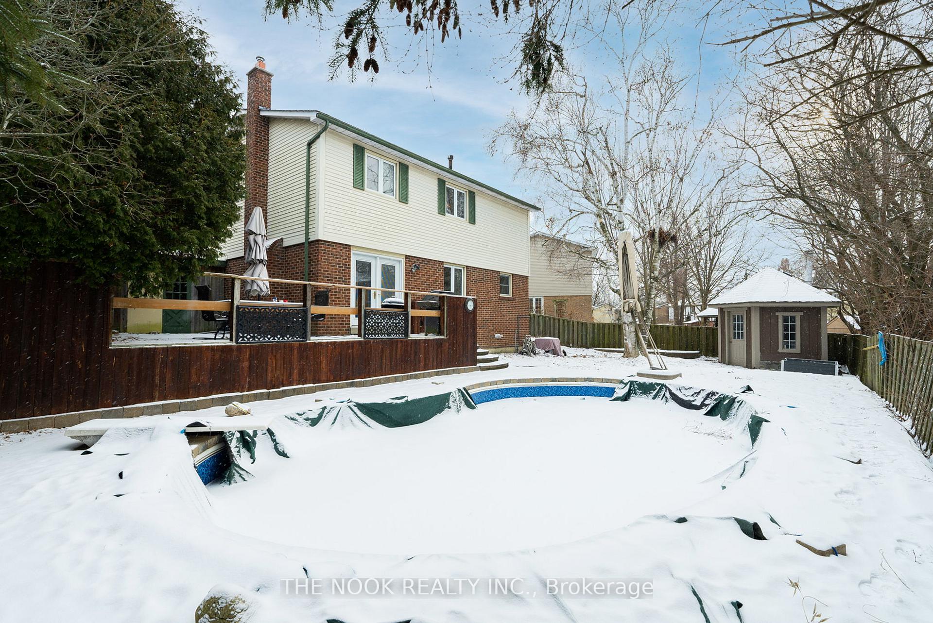 Photo 38 of 18 Colette Drive, Whitby, Downtown Whitby — HOMEH