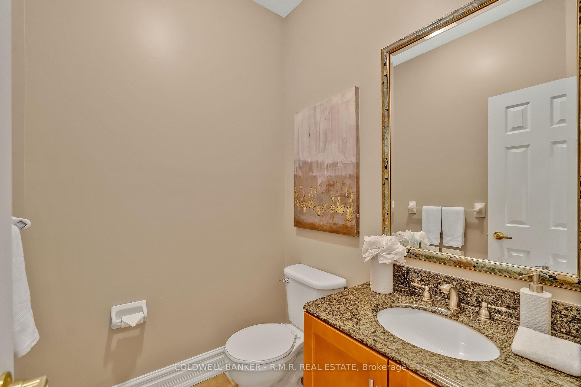 Photo 12 of 1078 Interlake Drive, Oshawa, Pinecrest — HOMEH