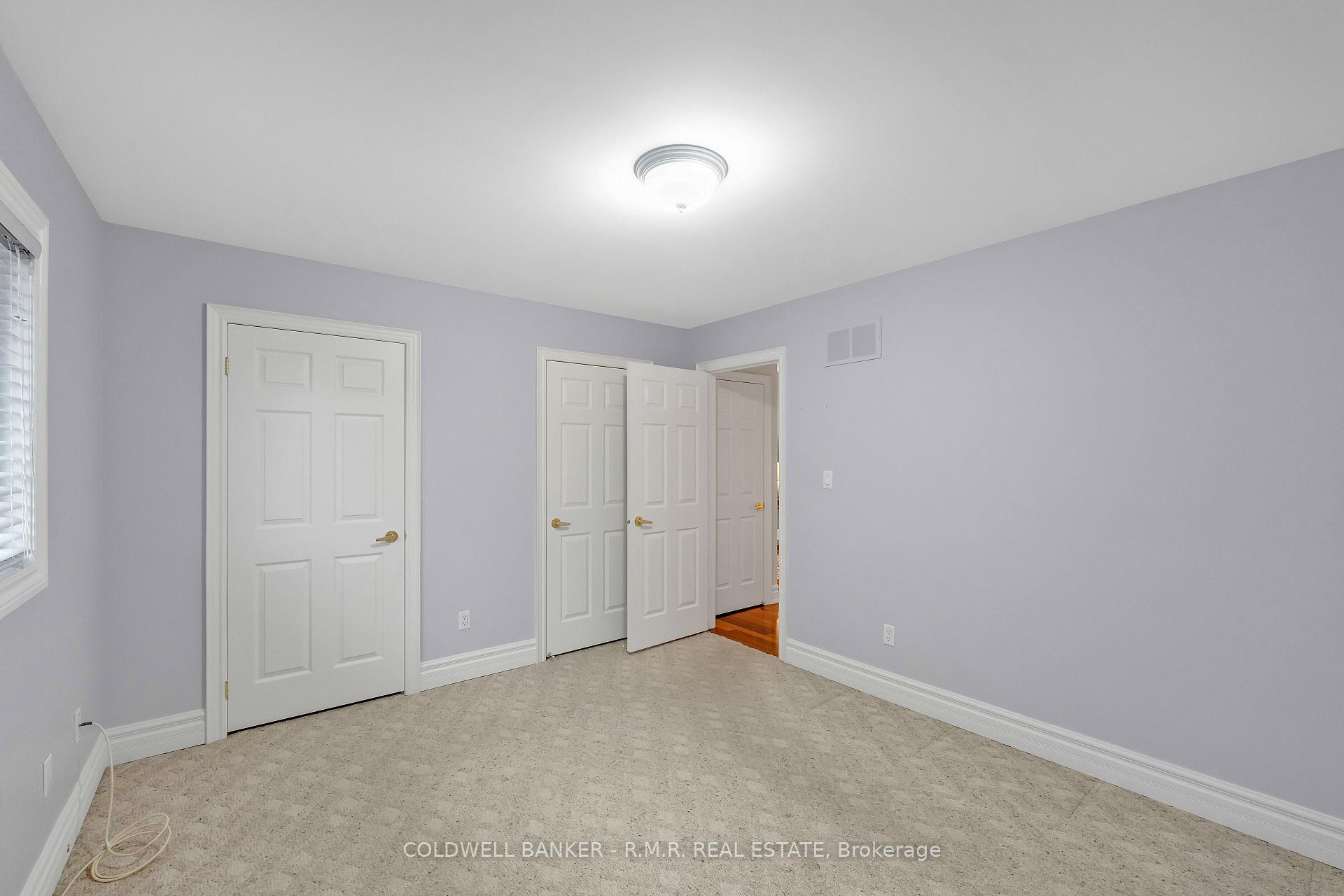 Photo 31 of 1078 Interlake Drive, Oshawa, Pinecrest — HOMEH