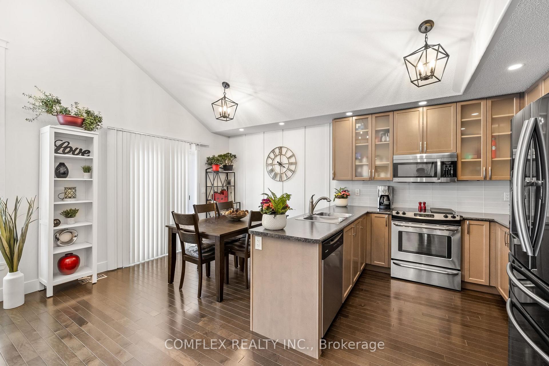 Photo 9 of 2687 Foxmeadow Road, Peterborough, Ashburnham Ward 4 — HOMEH