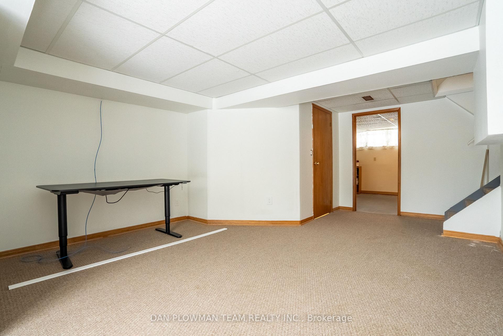 Photo 30 of 941 William Booth Crescent, Oshawa, Centennial — HOMEH