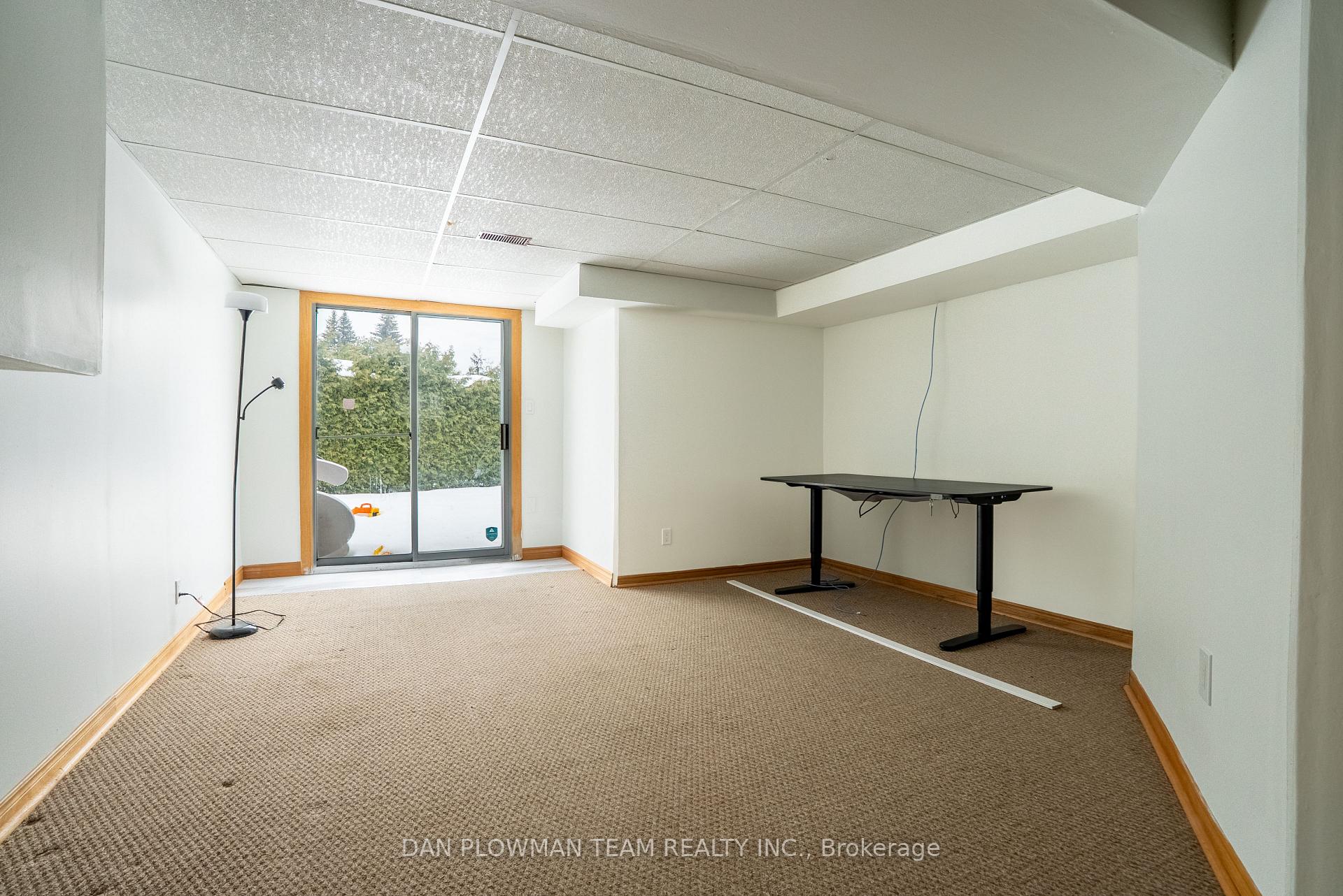 Photo 31 of 941 William Booth Crescent, Oshawa, Centennial — HOMEH