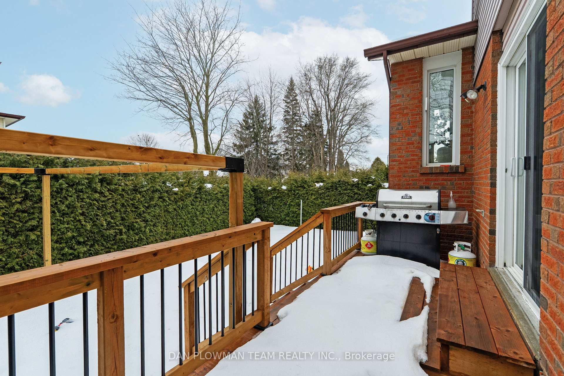 Photo 39 of 941 William Booth Crescent, Oshawa, Centennial — HOMEH