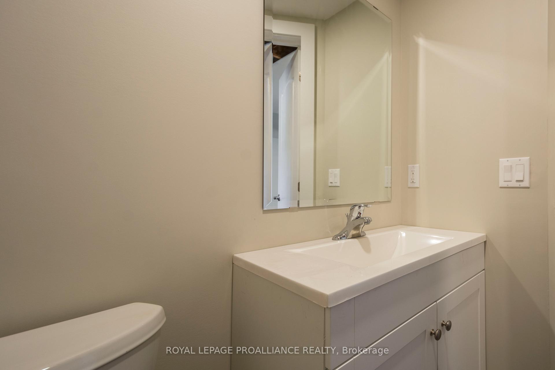 Photo 18 of Unit Unit A, 20 Munro Avenue, Belleville, Belleville Ward — HOMEH