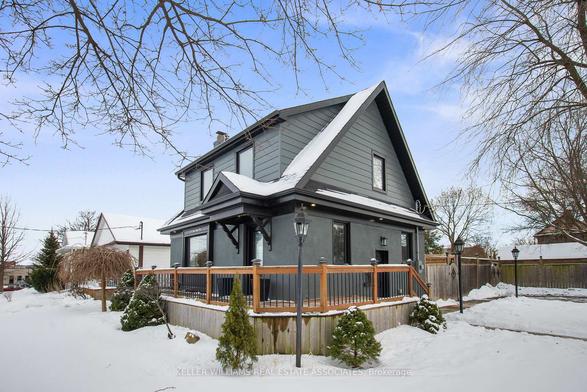 Photo 2 of 523 King Street E, Oshawa, Central — HOMEH