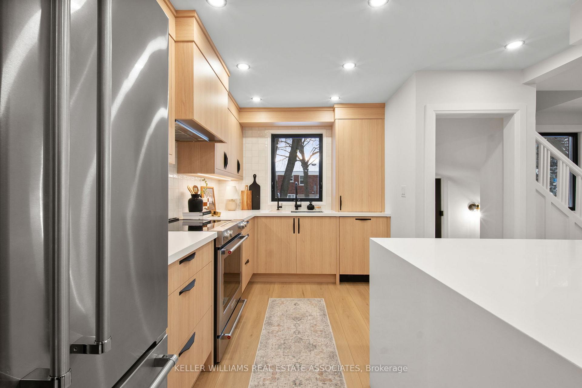 Photo 11 of 523 King Street E, Oshawa, Central — HOMEH