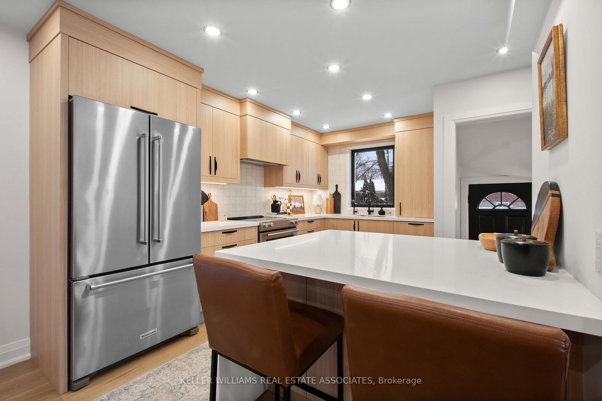 Photo 12 of 523 King Street E, Oshawa, Central — HOMEH