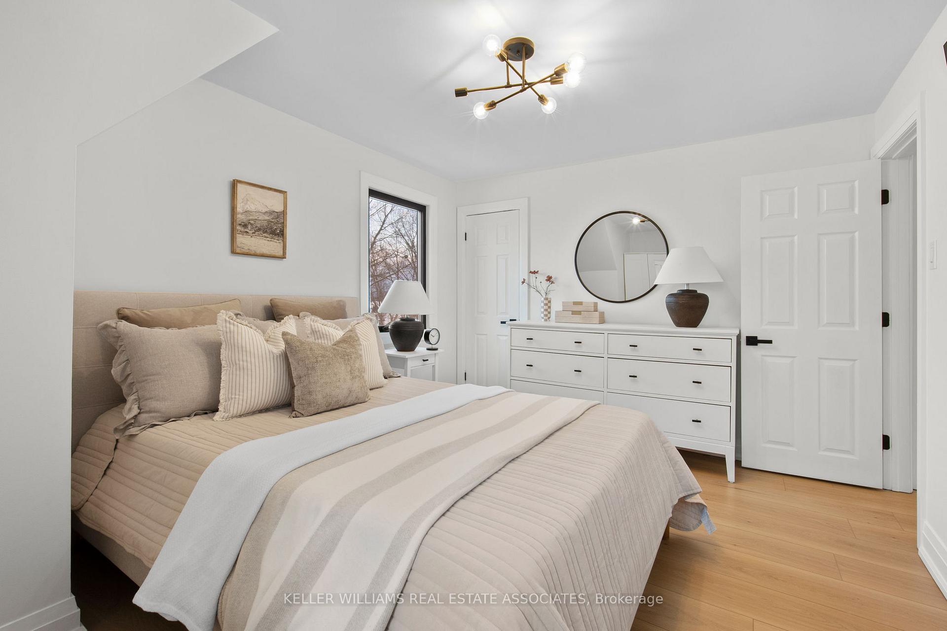 Photo 16 of 523 King Street E, Oshawa, Central — HOMEH