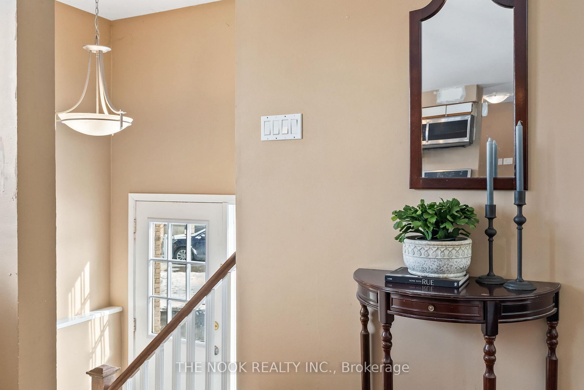 Photo 2 of 12 Bonneta Court, Whitby, Lynde Creek — HOMEH