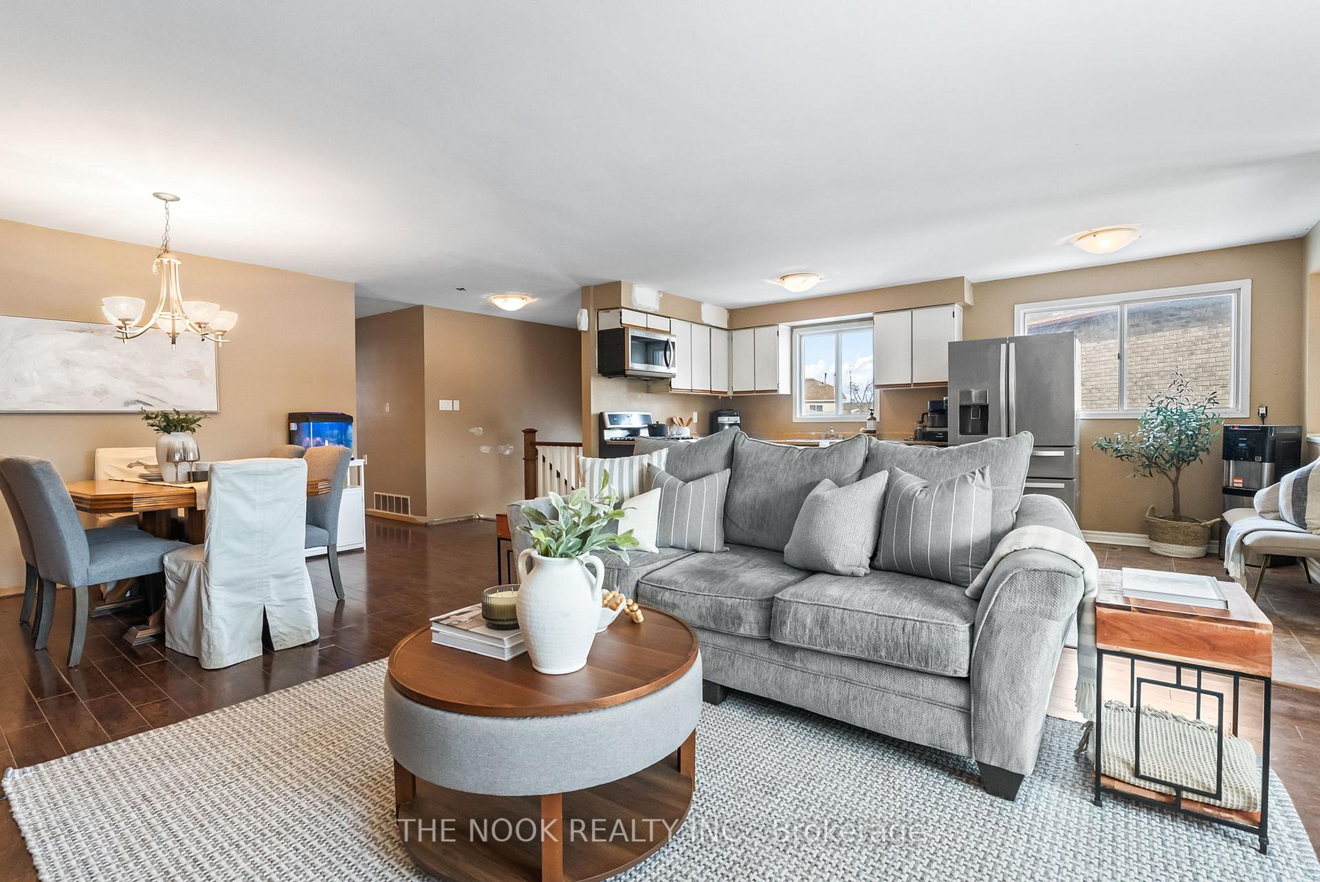 Photo 7 of 12 Bonneta Court, Whitby, Lynde Creek — HOMEH