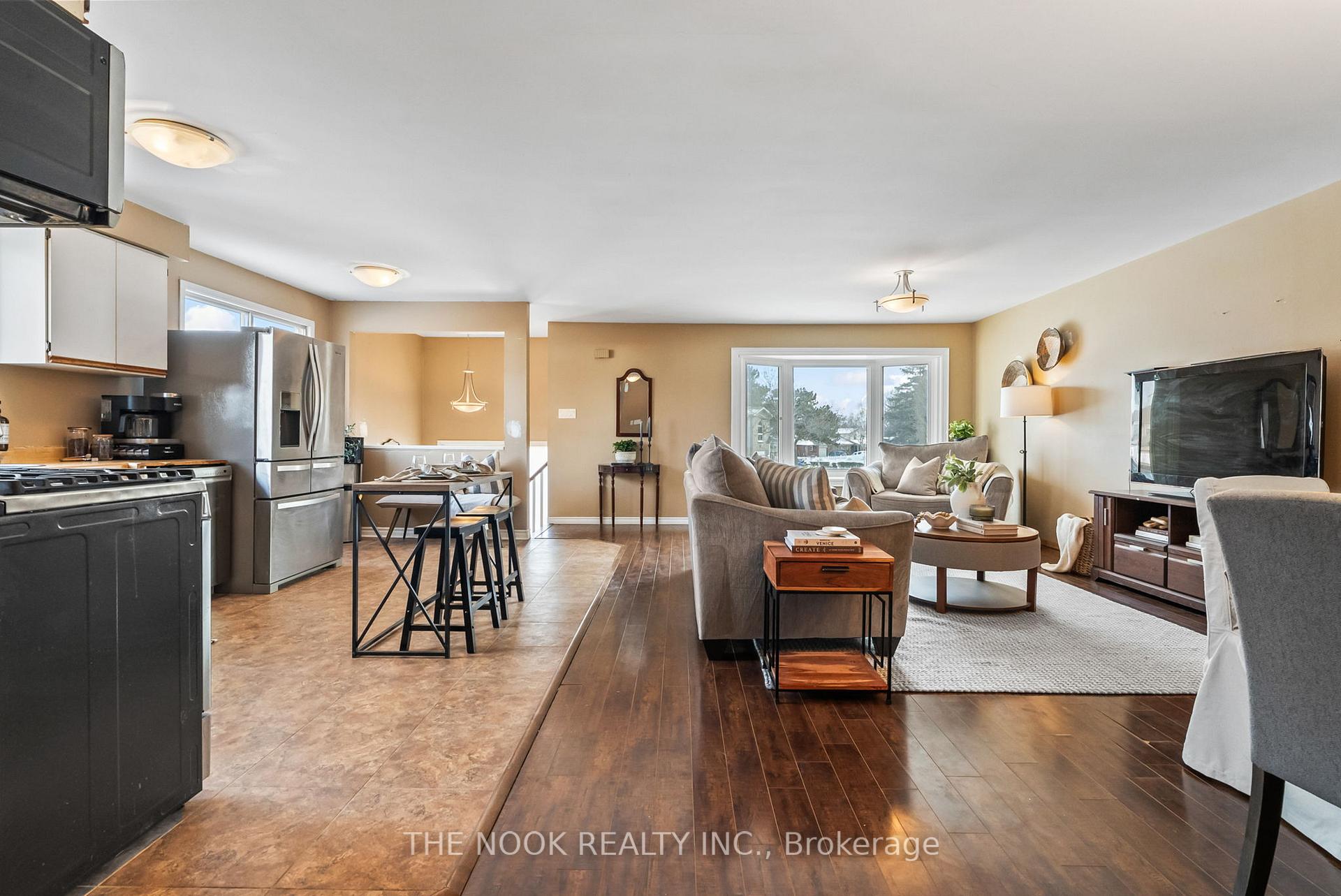 Photo 18 of 12 Bonneta Court, Whitby, Lynde Creek — HOMEH