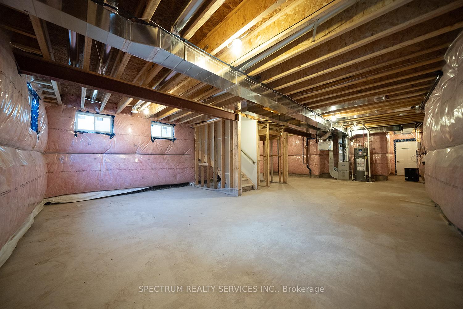 Photo 32 of 52 Bradley Avenue, Welland, Lincoln/Crowland — HOMEH