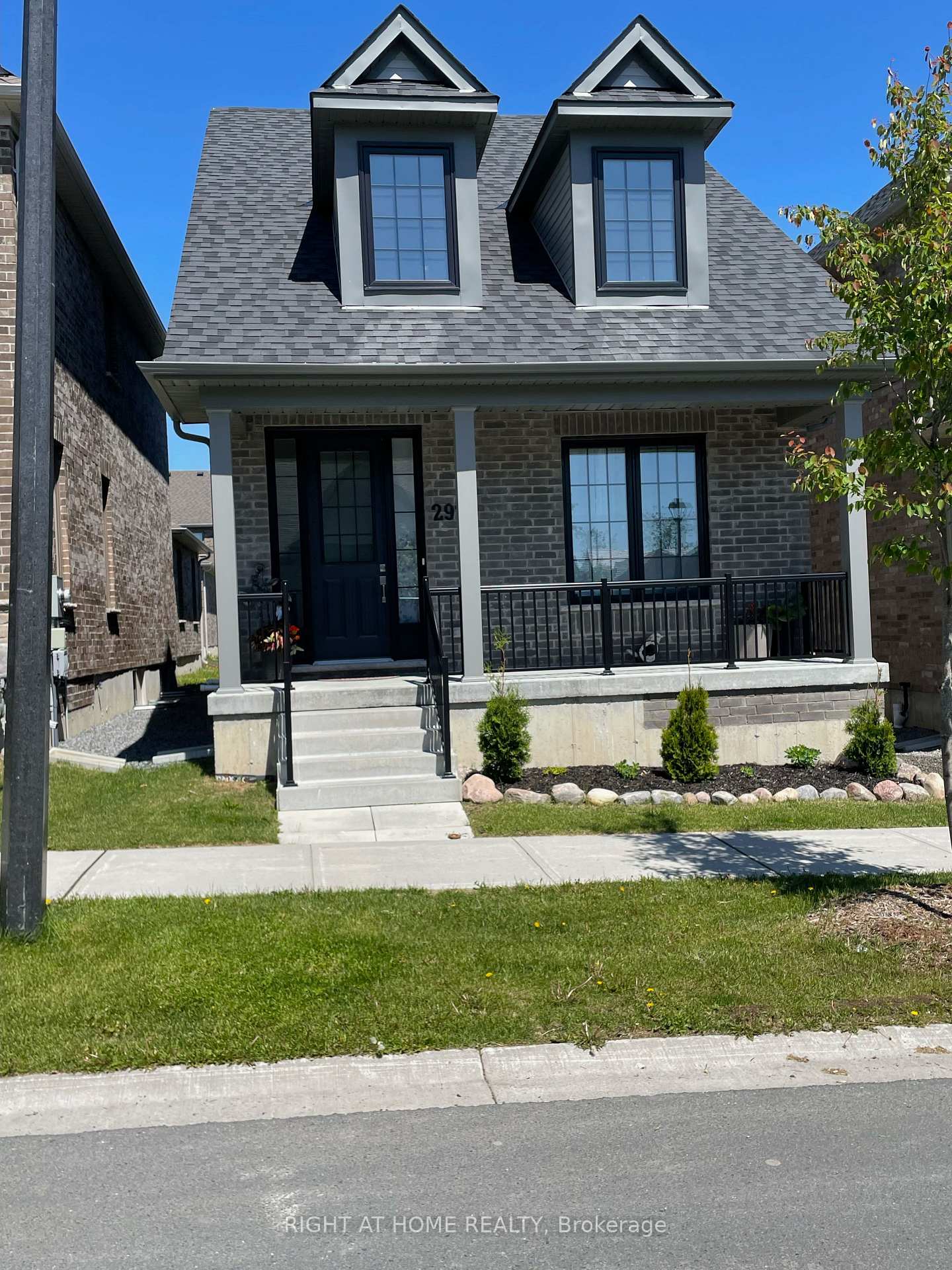 Front of 292 Noftall Gardens
