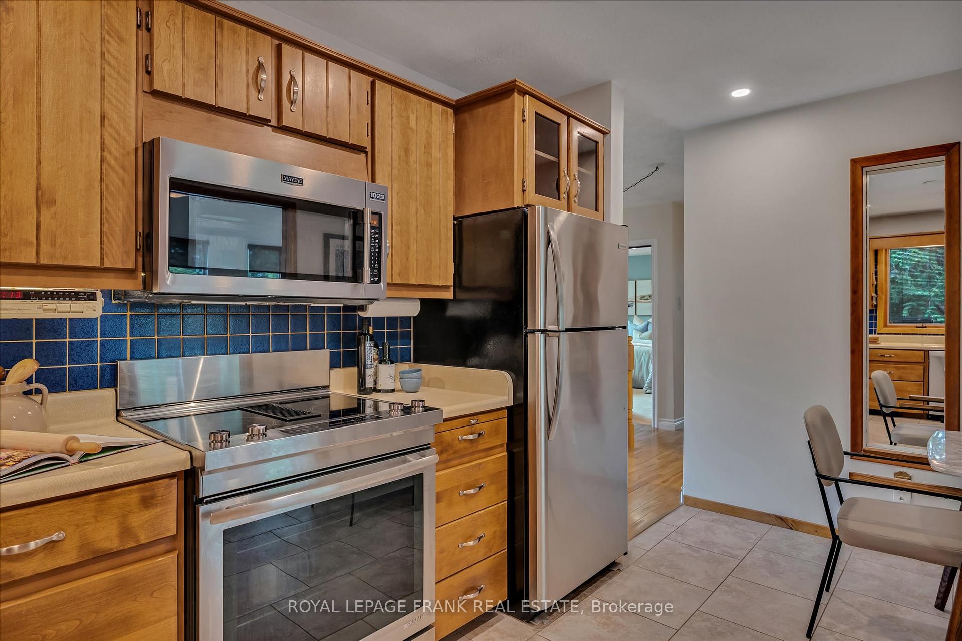 Photo 10 of 256 Sherin Avenue, Peterborough, Ashburnham Ward 4 — HOMEH