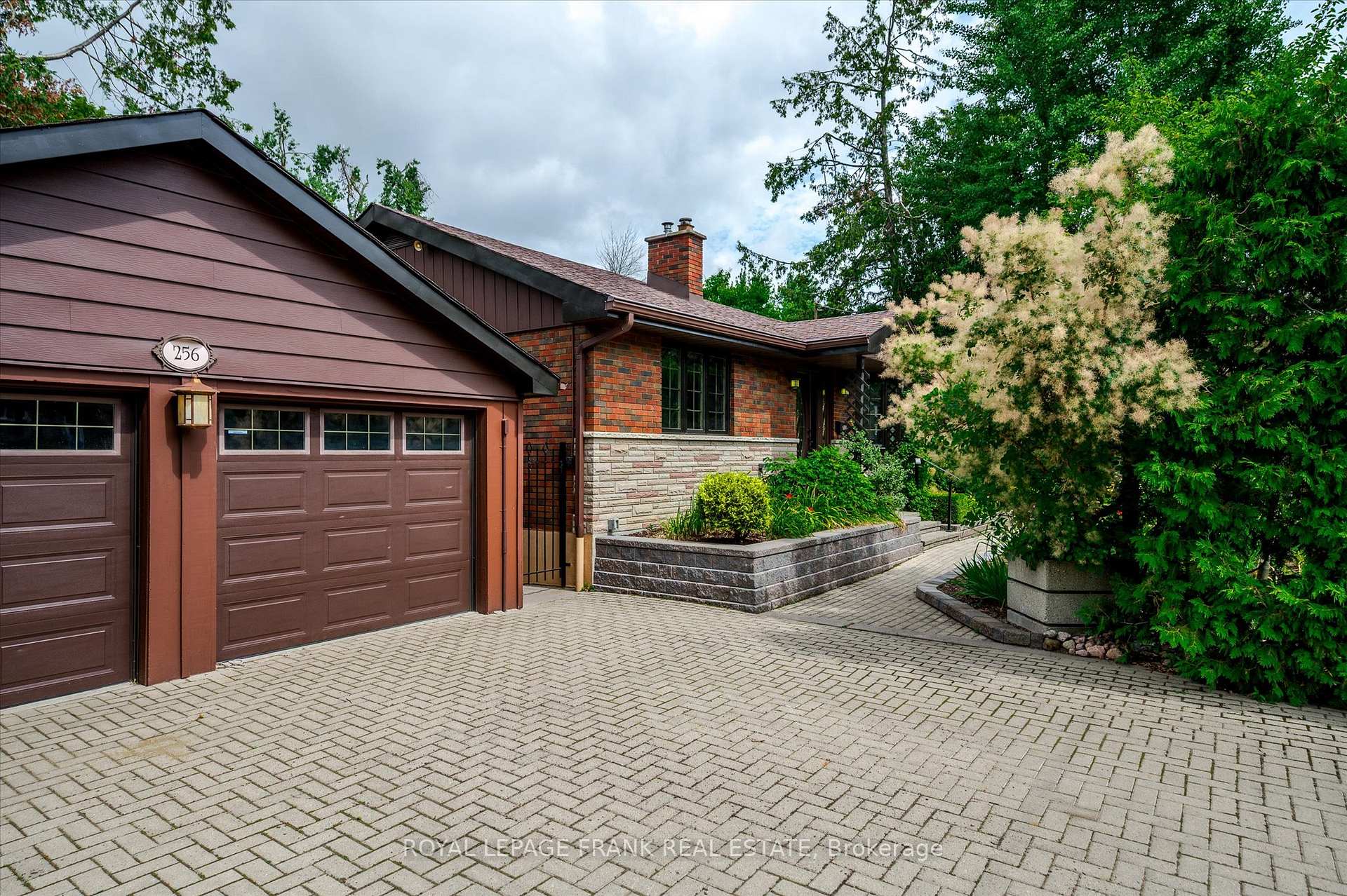 Photo 26 of 256 Sherin Avenue, Peterborough, Ashburnham Ward 4 — HOMEH