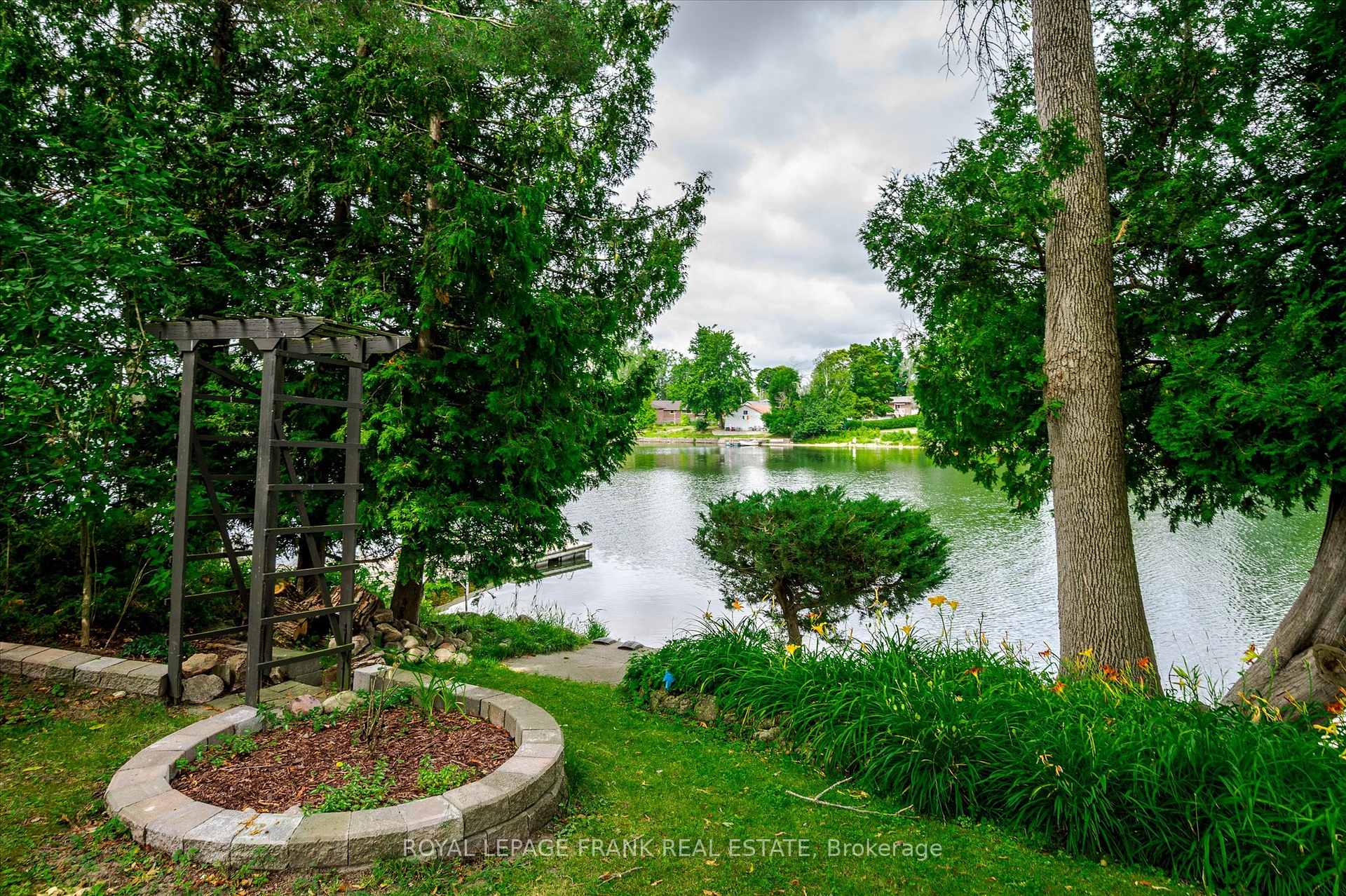 Photo 36 of 256 Sherin Avenue, Peterborough, Ashburnham Ward 4 — HOMEH