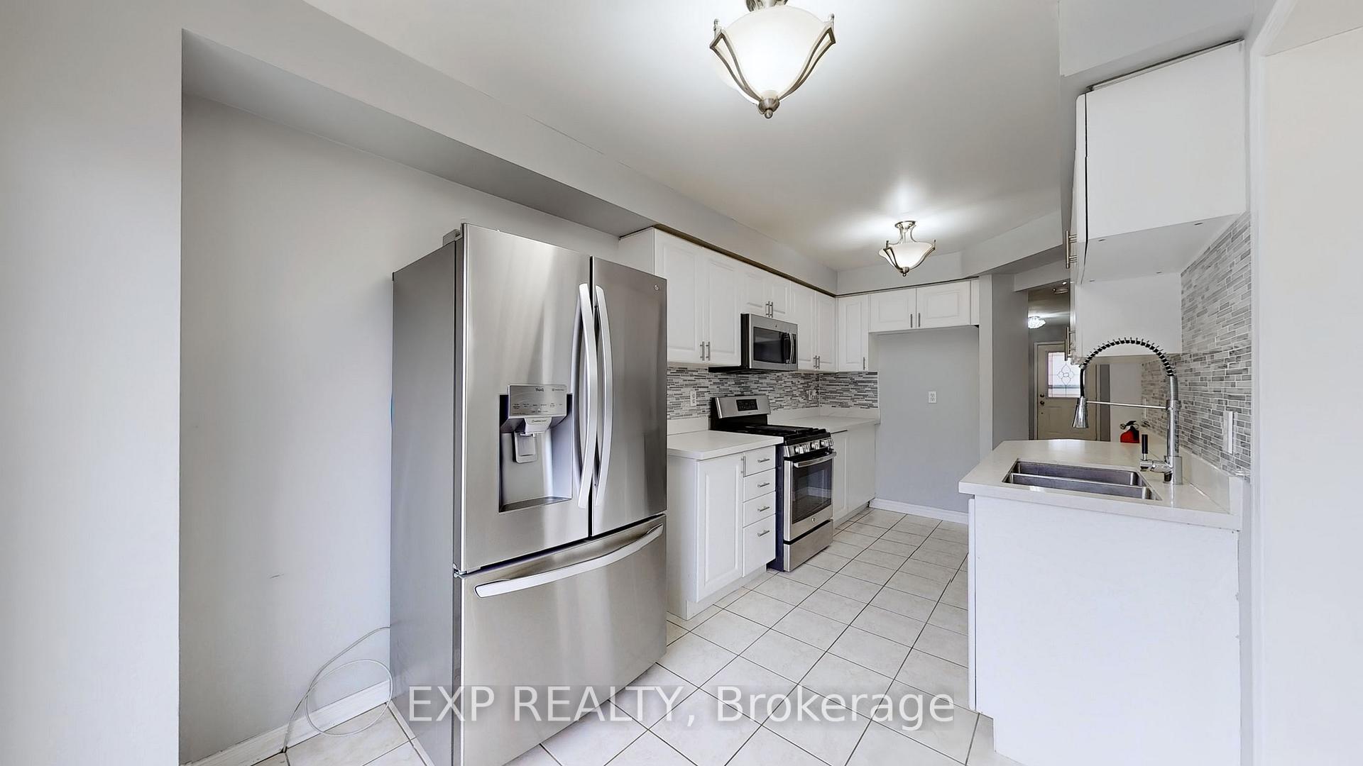 Photo 7 of 60 Tincomb Crescent, Whitby, Pringle Creek — HOMEH